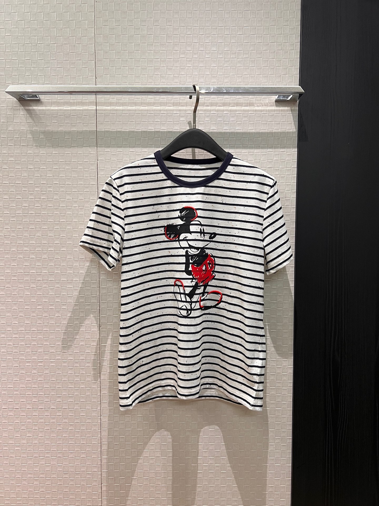 NO:712809,New Mickey striped T-shirt, floral dotted striped fabric, cute and versatile SML,,tees,t-shirt,19860909新款米奇条纹T恤 花纱点点条纹面料可爱百搭 SML,,tees，t-shirt,,Women's clothing