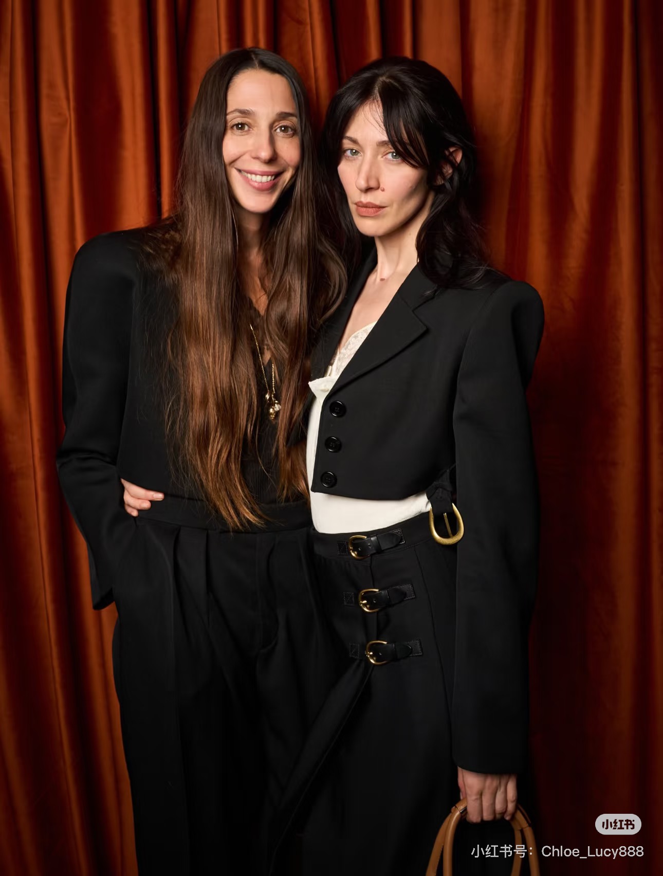 NO:737966,Jackets, skirts, celebrity pictures,,skirts,jackets & coats,19860909外套 半裙明星图,,skirts,jackets & coats,,Women's clothing