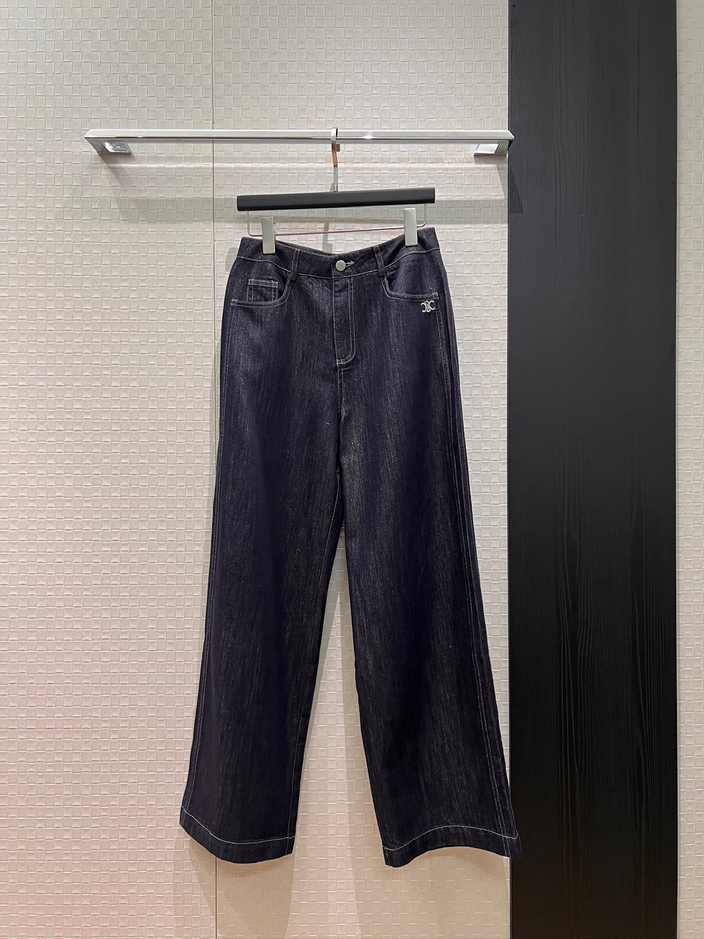 NO:737974,New style small logo embroidered Arc de Triomphe straight jeans, washed dark blue, slim and versatile SML,,jeans,19860909新款小logo刺绣凯旋门直筒牛仔裤洗水深蓝 显瘦百搭 SML,,jeans,,Women's clothing