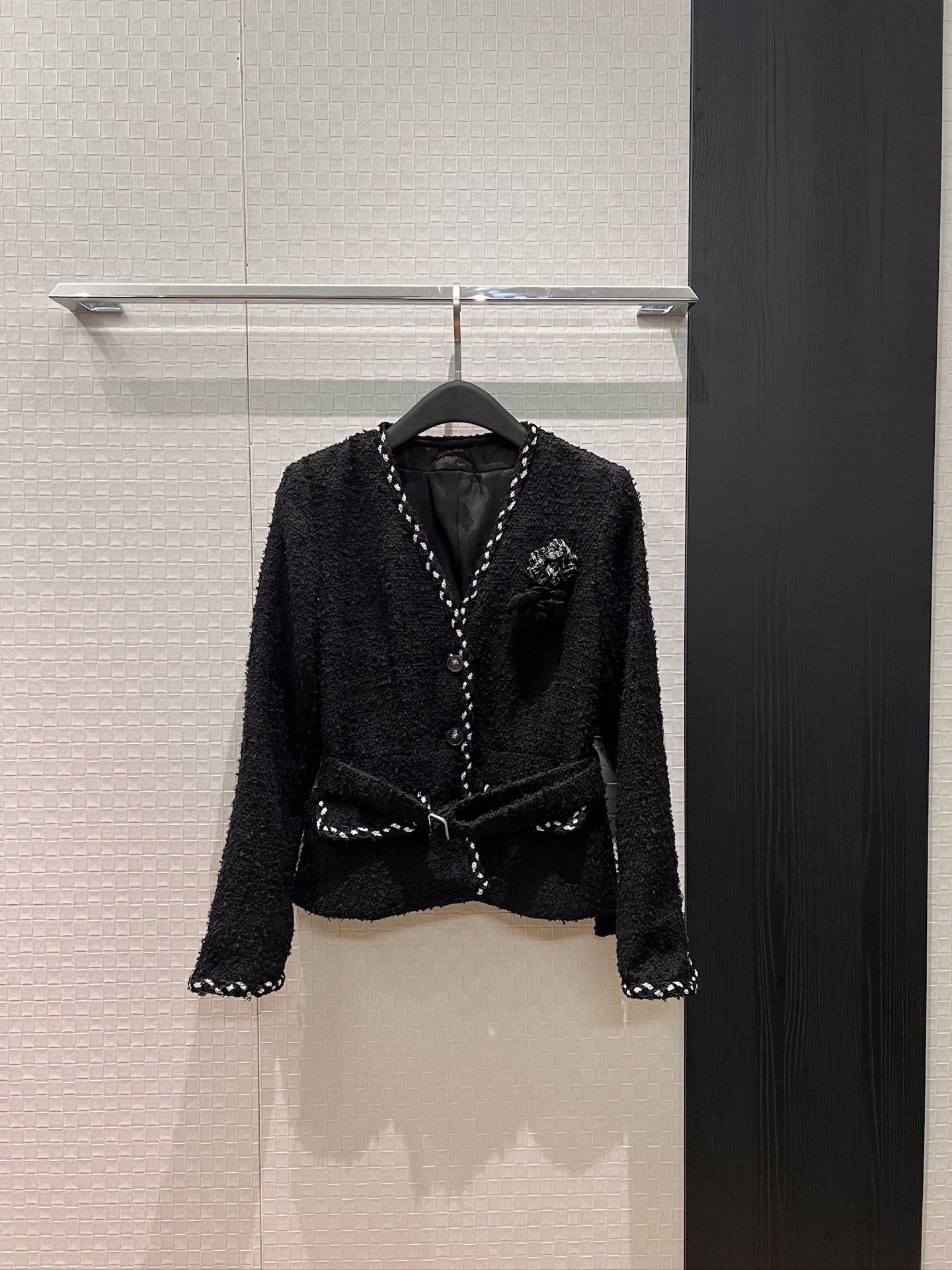 NO:749093,New Camellia Brooch Braided Collar Tweed Jacket Belt Decoration Jacquard Lining Temperament Commuting Socialite Versatile SML, Jackets & Coats, Brooch, Breastpin,19860909新款山茶花胸针 编织领粗花呢外套系腰带装饰 提花内衬 气质通勤 名媛百搭SML,,jackets & coats,brooch，breastpin,,Women's clothing