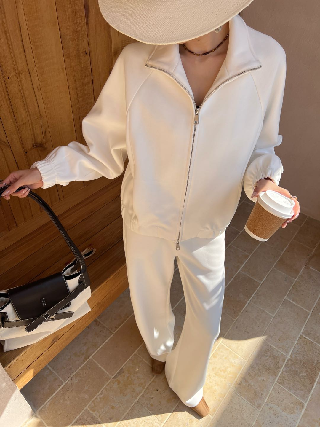 NO:753552,Picture of top of outer pants,,19860909外 裤上身图,,,Women's clothing