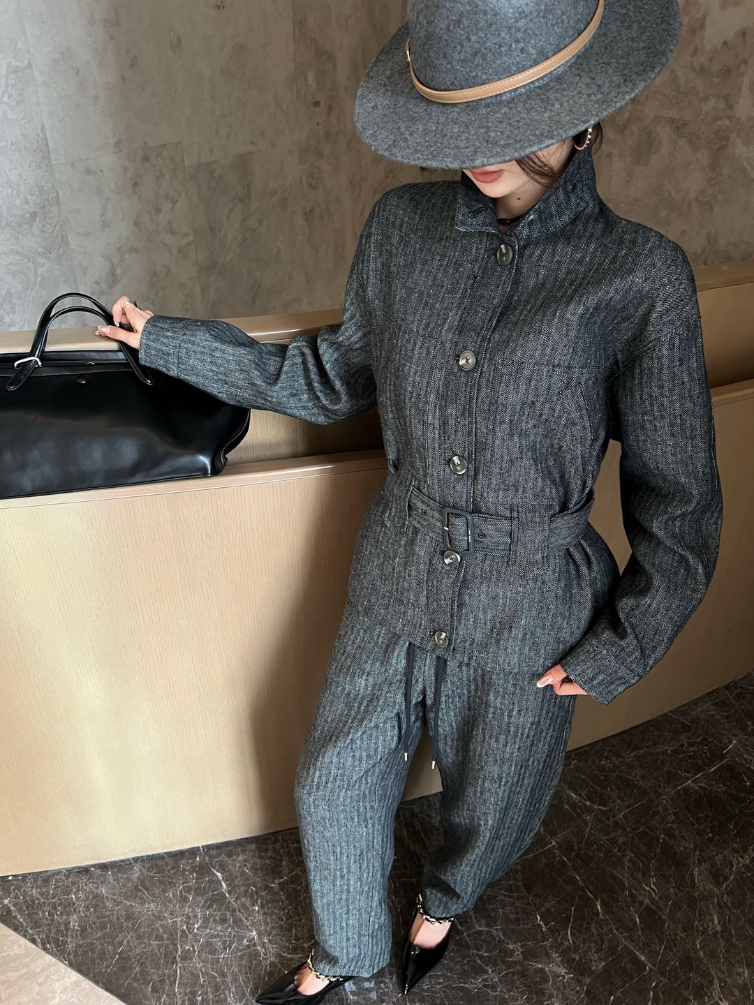 NO:753565,Jackets & coats upper body picture,,jackets & coats,19860909外套裤上身图,,jackets & coats,,Women's clothing