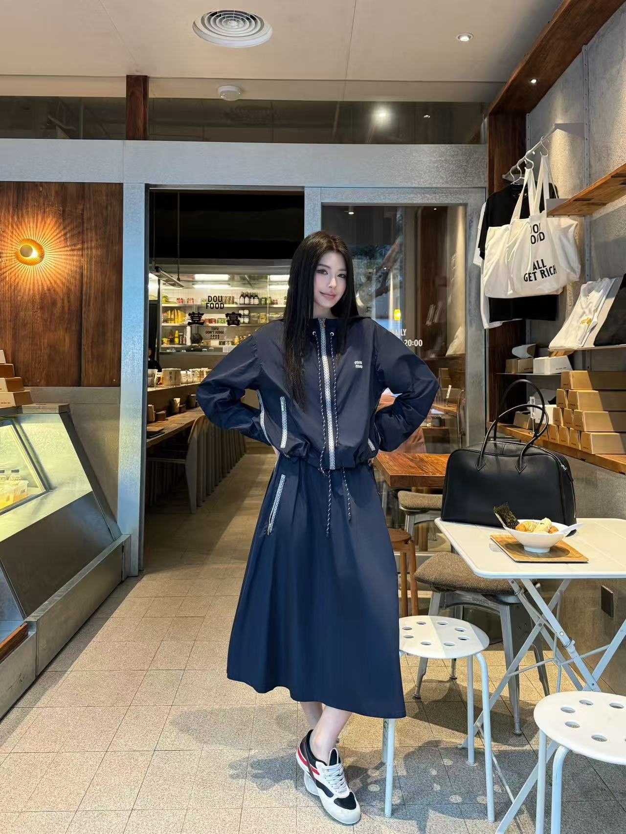 NO:753553,Jacket and skirt upper body picture,,skirts,jackets & coats,19860909外套半裙上身图,,skirts,jackets & coats,,Women's clothing