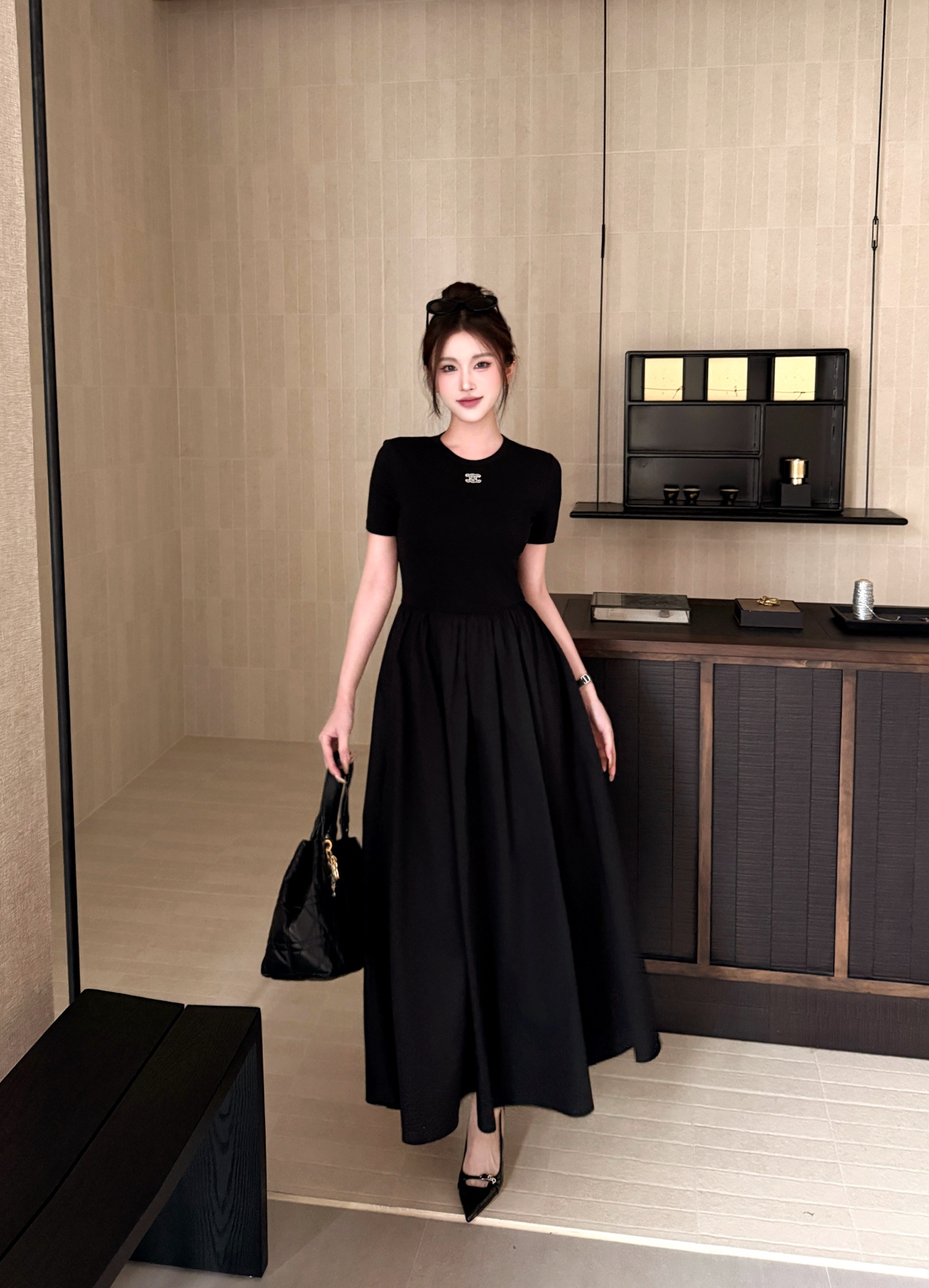 NO:758380,black,,19860909黑色,,,Women's clothing