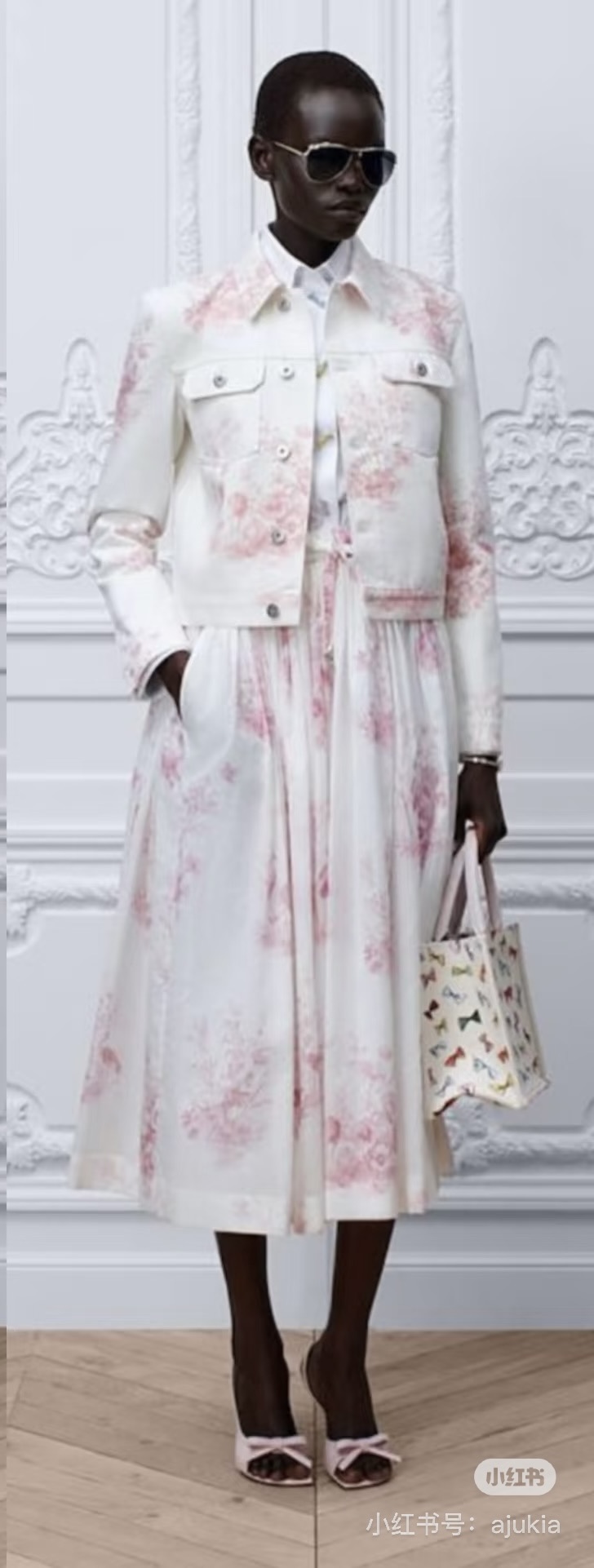 NO:831164,cabinet diagram,,19860909柜图,,,Women's clothing