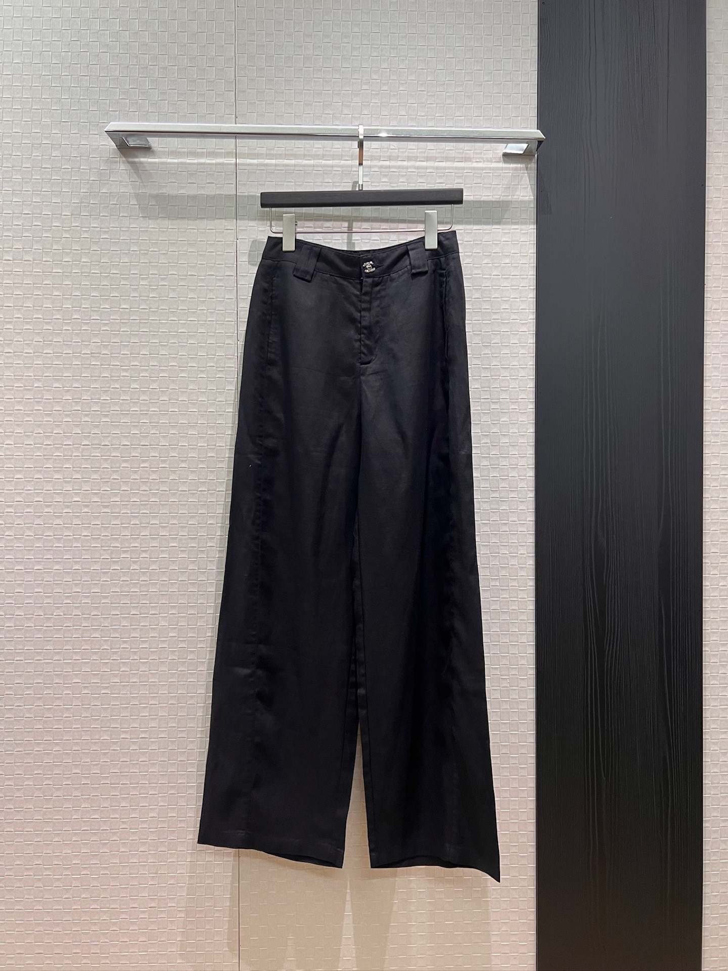 NO:832637,New style small double C buckle minimalist linen wide leg trousers old money style fashion casual lazy versatile white black coffee SML,,19860909新款小双C扣极简亚麻阔腿西裤老钱风 时尚休闲慵懒百搭 白色黑色咖色 SML,,,Women's clothing