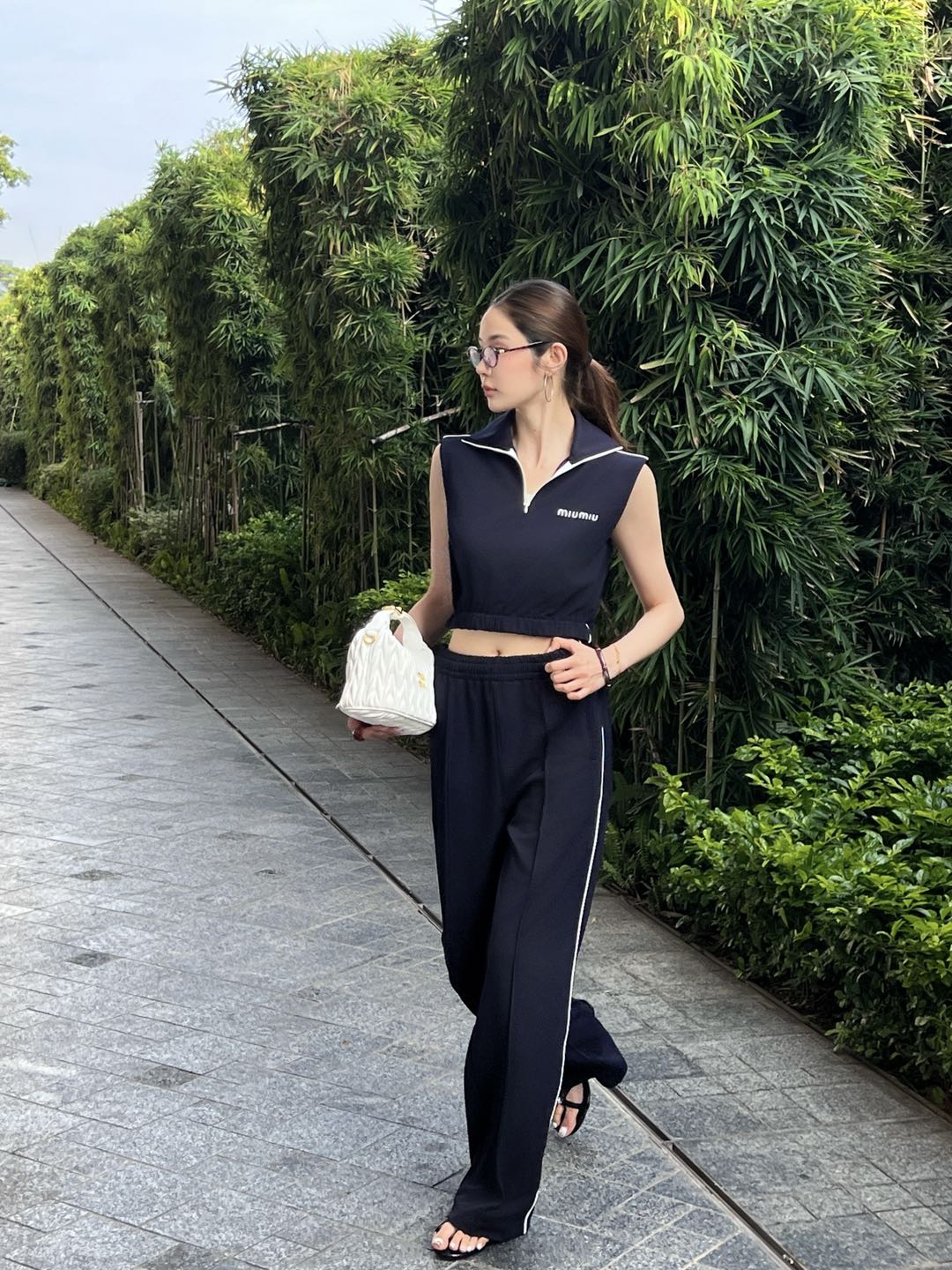 NO:834672,Upper body picture,,19860909上身图,,,Women's clothing