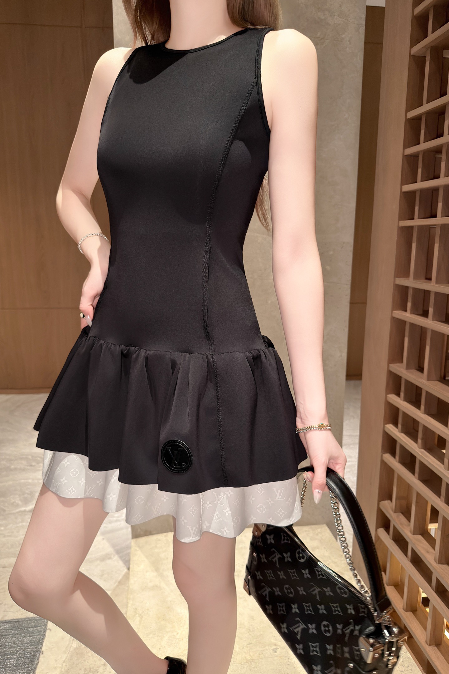 NO:835385,Wearing both front and back upper body pictures,,19860909前后两穿 上身图,,,Women's clothing