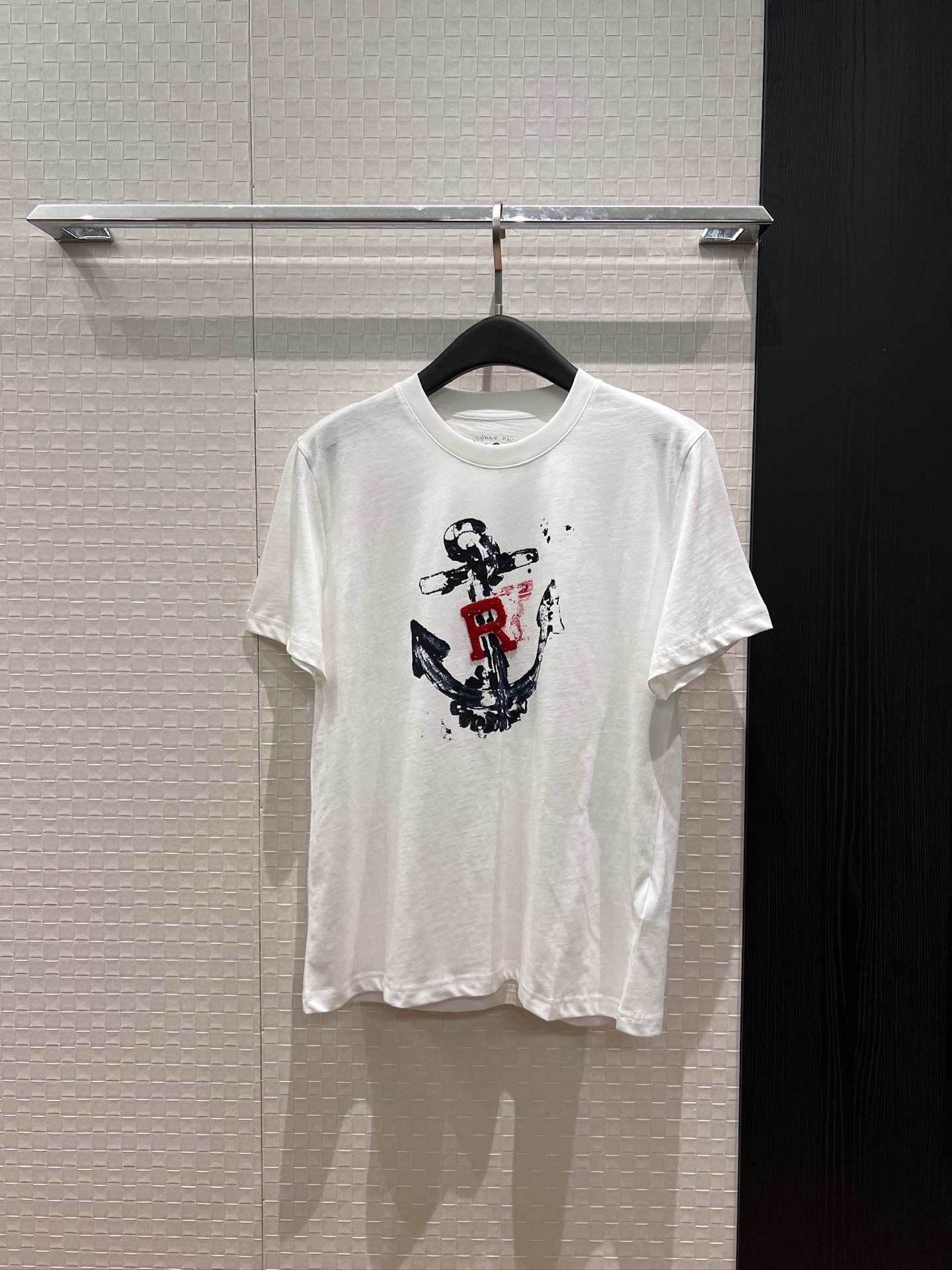 NO:835352,New RL heavy industry beaded anchor print T-shirt with old print, fashionable and versatile, gray blue/white SML,,tees,t-shirt,19860909新款RL重工钉珠船锚印花T恤做旧印花 时尚百搭 灰蓝/白色 SML,,tees，t-shirt,,Women's clothing