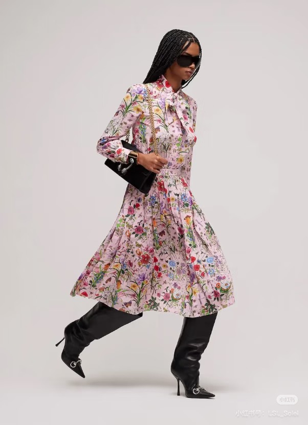 NO:837414,Official website picture,,19860909官网图,,,Women's clothing