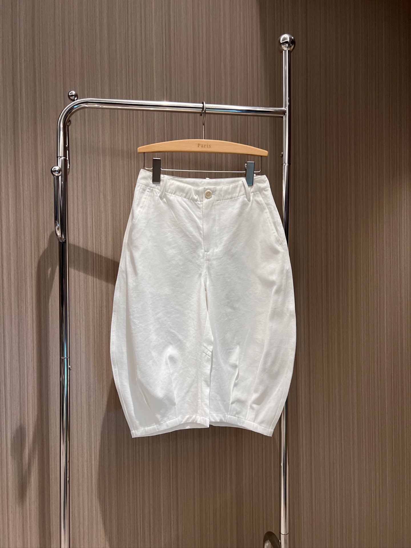 NO:838750,New style minimalist design casual pumpkin cropped pants, scimitar mid-pants customized fabric, fashionable and age-reducing, loose and versatile, apricot white SML,,19860909新款冲冲极简设计休闲南瓜七分裤 弯刀中裤定制面料 时尚减龄 宽松百搭杏色白色 SML,,,Women's clothing