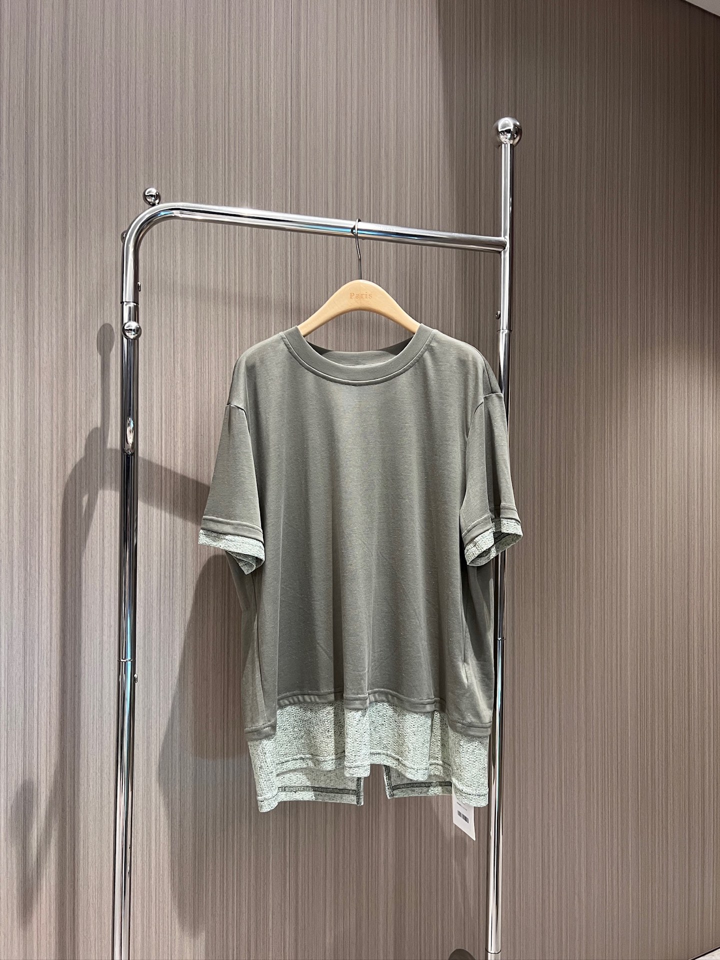 NO:838757,New punch and splicing fake two-piece design. Loose casual T-shirt hem with slit at the back. Lazy casual green apricot white SML,,tees,t-shirt,19860909新款冲冲拼接假两件设计 宽松休闲T恤下摆后开叉 慵懒休闲绿色杏色白色 SML,,tees，t-shirt,,Women's clothing