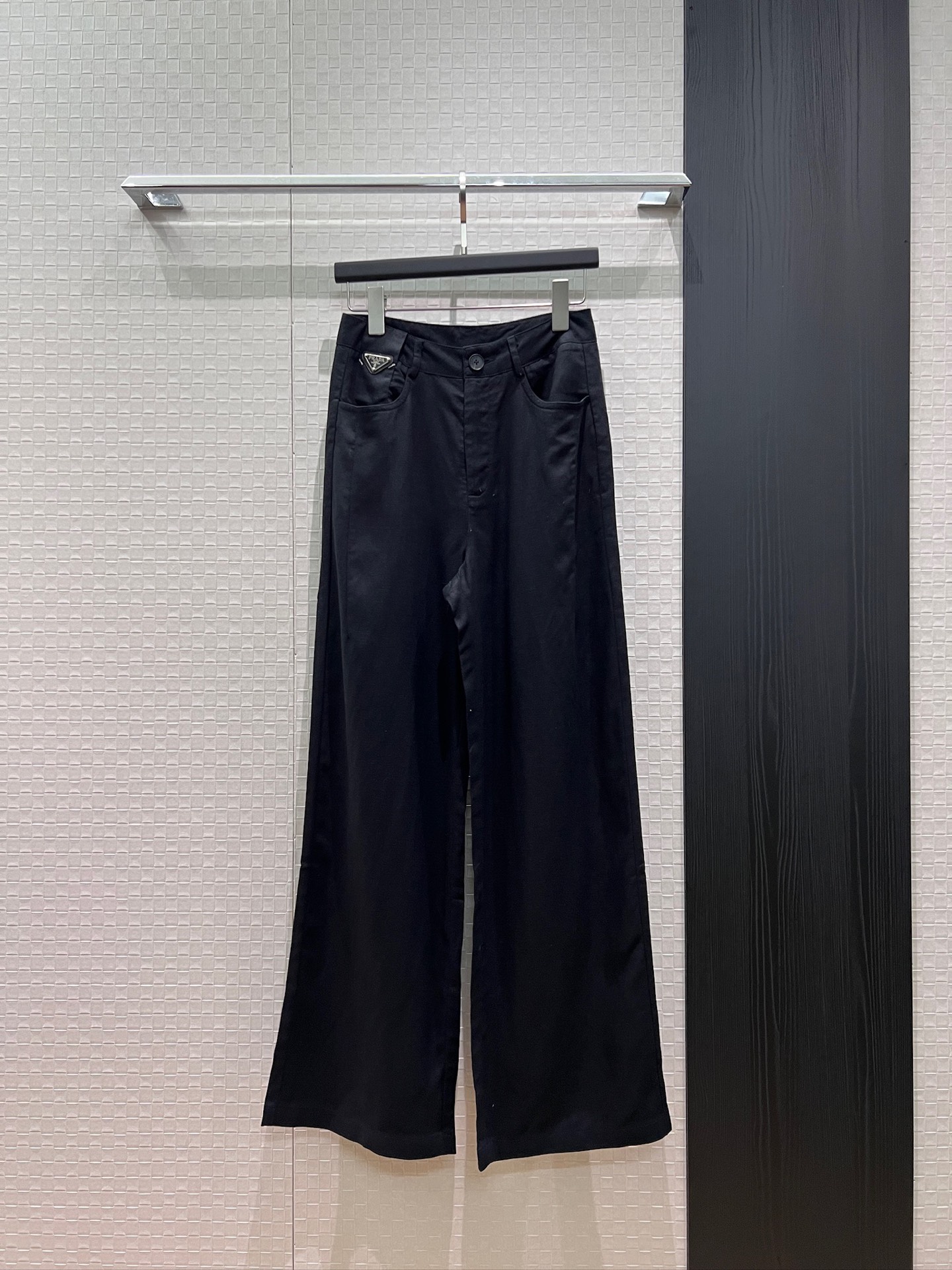 NO:842810,New triangle badge minimalist linen wide-leg trousers, old money style, fashionable, casual, lazy and versatile, white black SML,,19860909新款三角徽章极简亚麻阔腿西裤老钱风 时尚休闲慵懒百搭 白色黑色 SML,,,Women's clothing