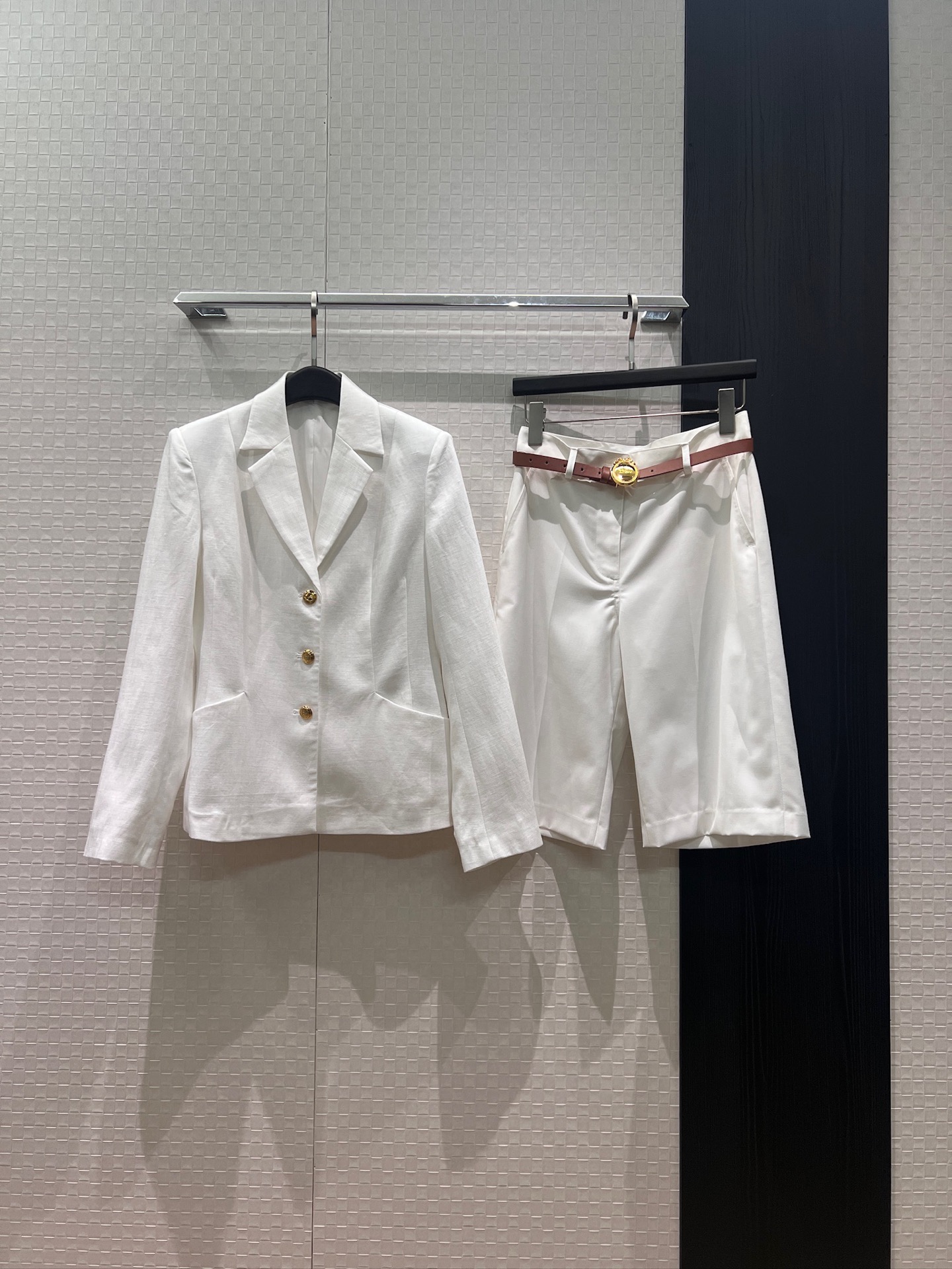 NO:843685,New star Sun Anke's same style Magic Mirror Gold Buckle Linen Suit Jacket Magic Mirror Belt Suit Medium Pants, Five-quarter trousers slim fit, fashionable and versatile S-XL Jacket 82450330 Medium trousers,,jackets & coats,business suit,19860909新款明星孙安可同款 魔镜金扣亚麻西装外套魔镜腰带西装中裤 五分裤修身显瘦 时尚百搭 S-XL 外套82450330 中裤,,jackets & coats,business suit,,Women's clothing