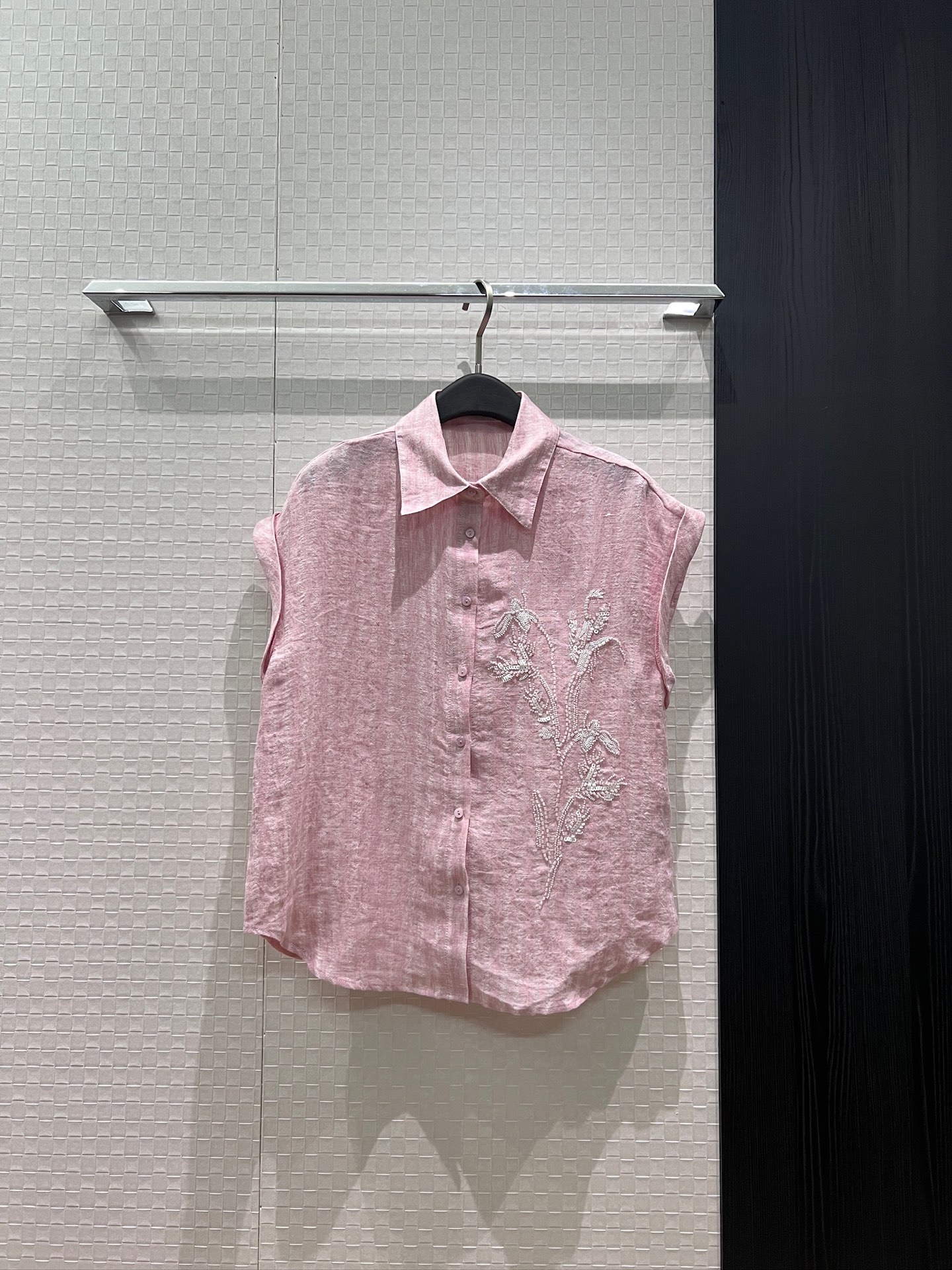 NO:843696,New hand-beaded flower lapel off-shoulder sleeveless shirt, yarn-dyed striped linen, loose and casual, old money and lazy S-XL,,19860909新款手工钉珠花朵翻领落肩无袖衬衣 色织条纹亚麻宽松休闲 老钱慵懒 S-XL,,,Women's clothing