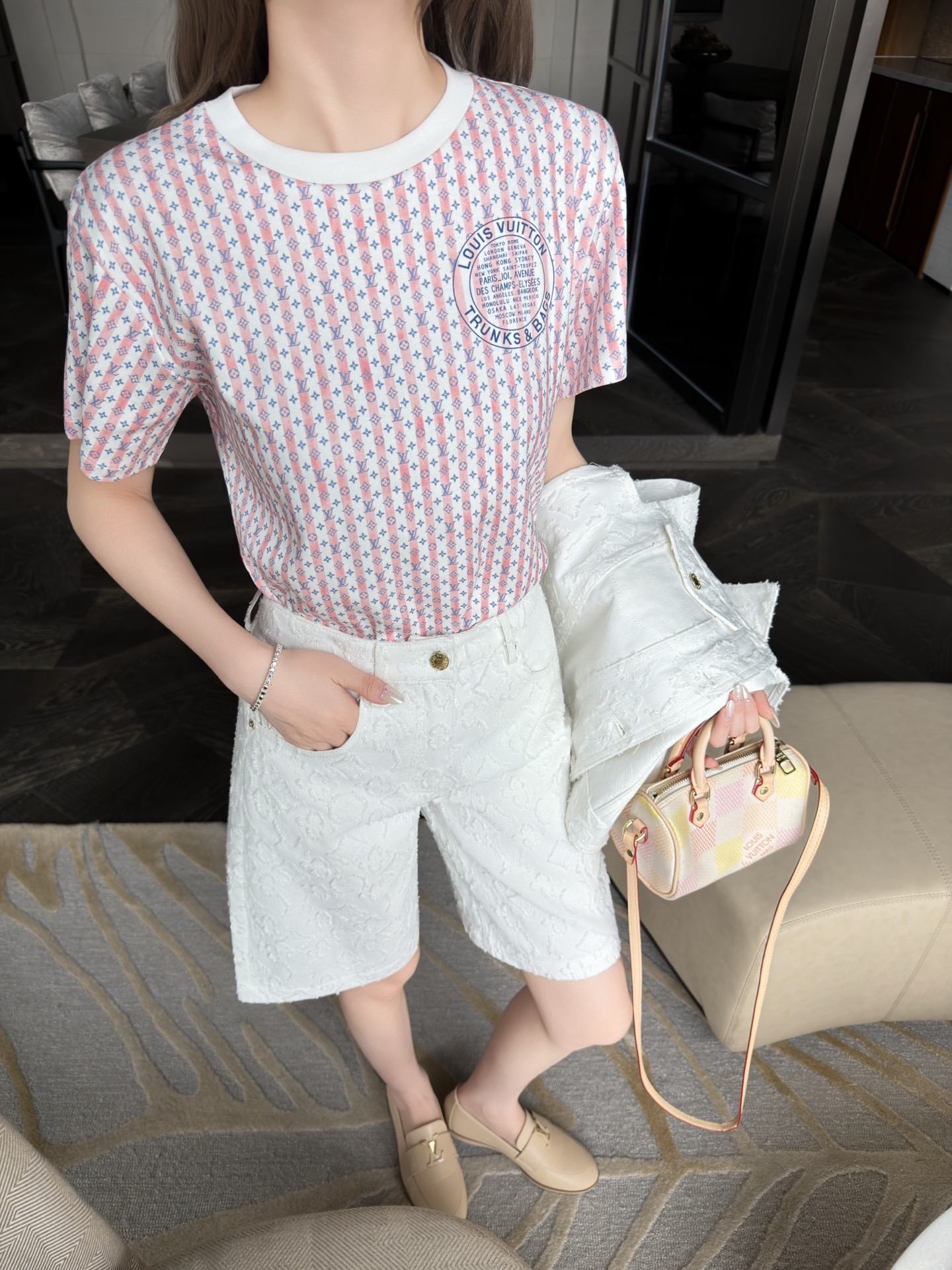 NO:845864,One set has,,19860909一套有,,,Women's clothing