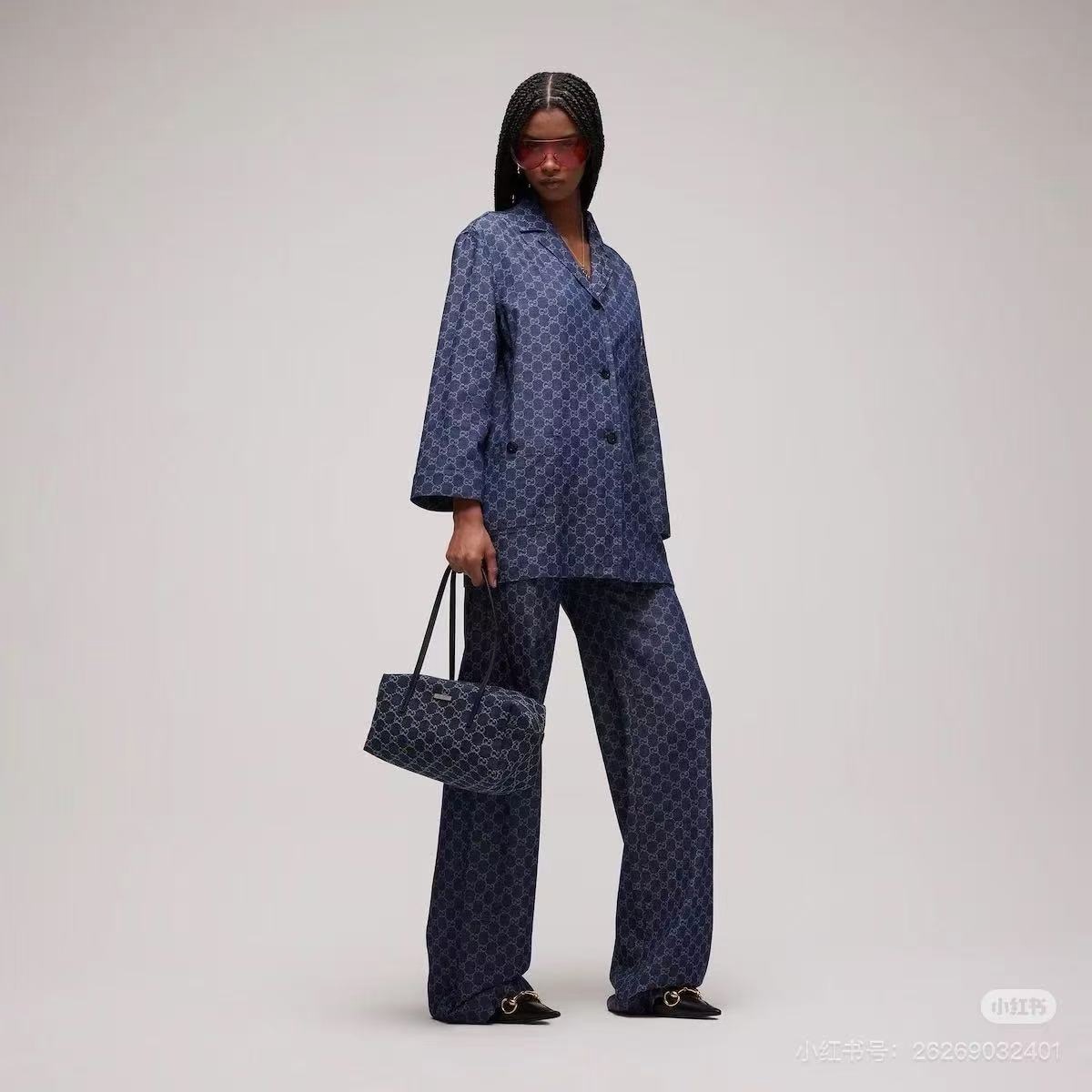 NO:857892,suit,,19860909套装,,,Women's clothing
