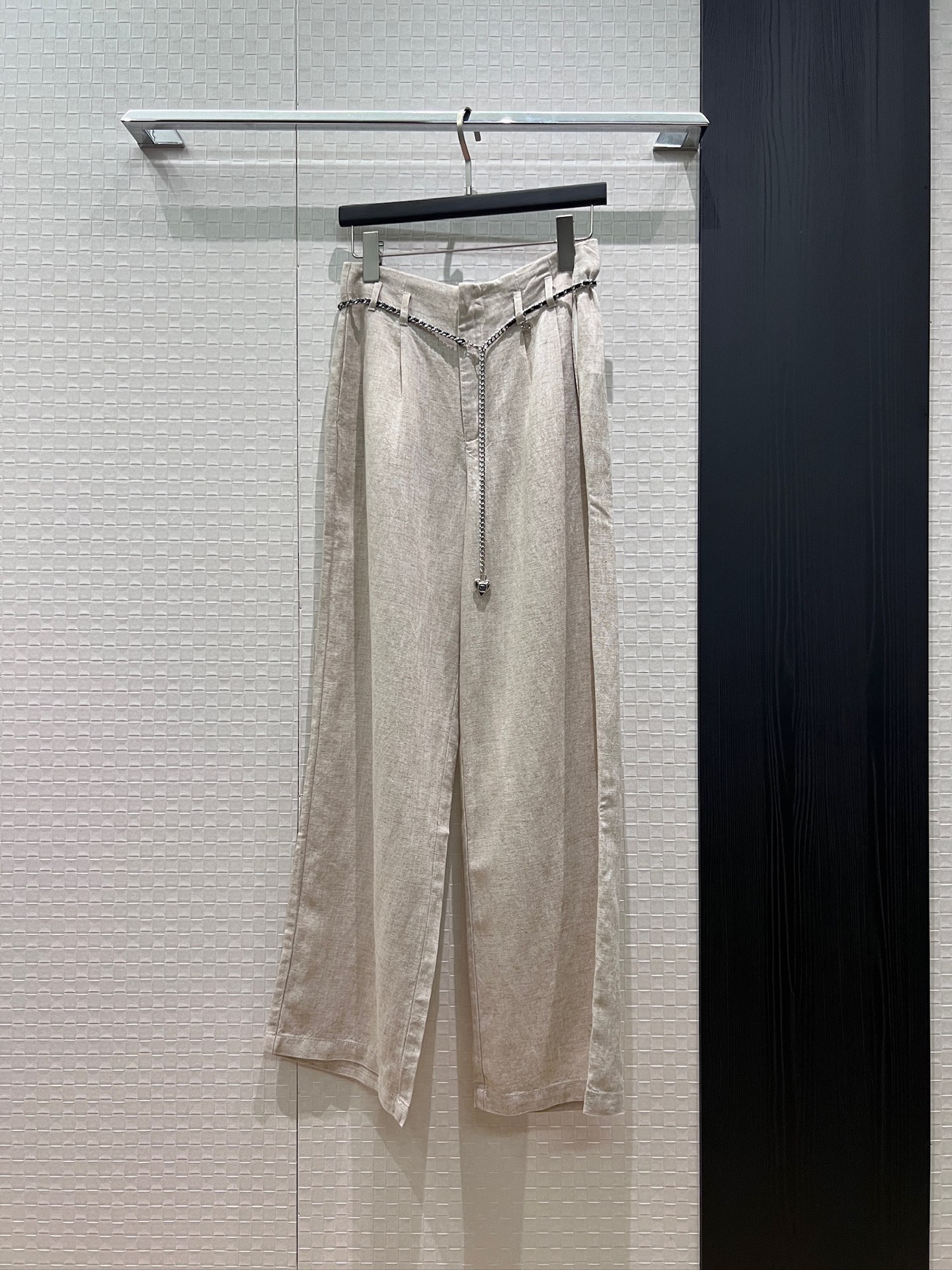 NO:876675,New love waist chain decorated linen wide-leg pants, minimalist and casual, fashionable and versatile, oatmeal white SML,,19860909新款爱心腰链条装饰亚麻阔腿裤极简休闲 时尚百搭 燕麦色白色 SML,,,Women's clothing