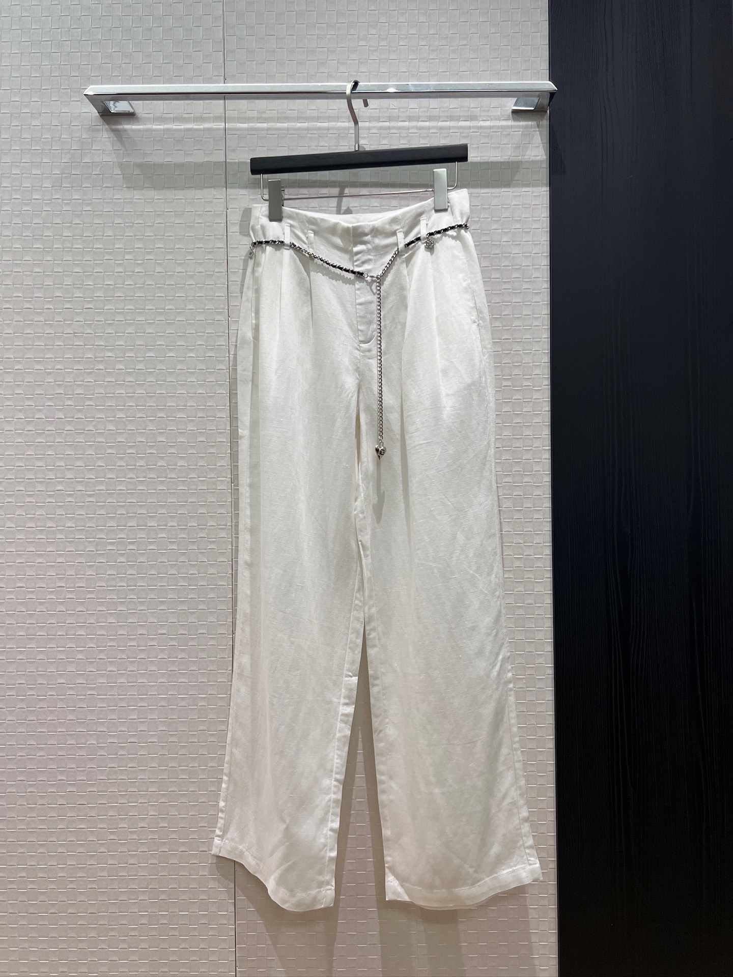 NO:876690,New love waist chain decorated linen wide-leg pants, minimalist and casual, fashionable and versatile, oatmeal white SML,,19860909新款爱心腰链条装饰亚麻阔腿裤极简休闲 时尚百搭 燕麦色白色 SML,,,Women's clothing