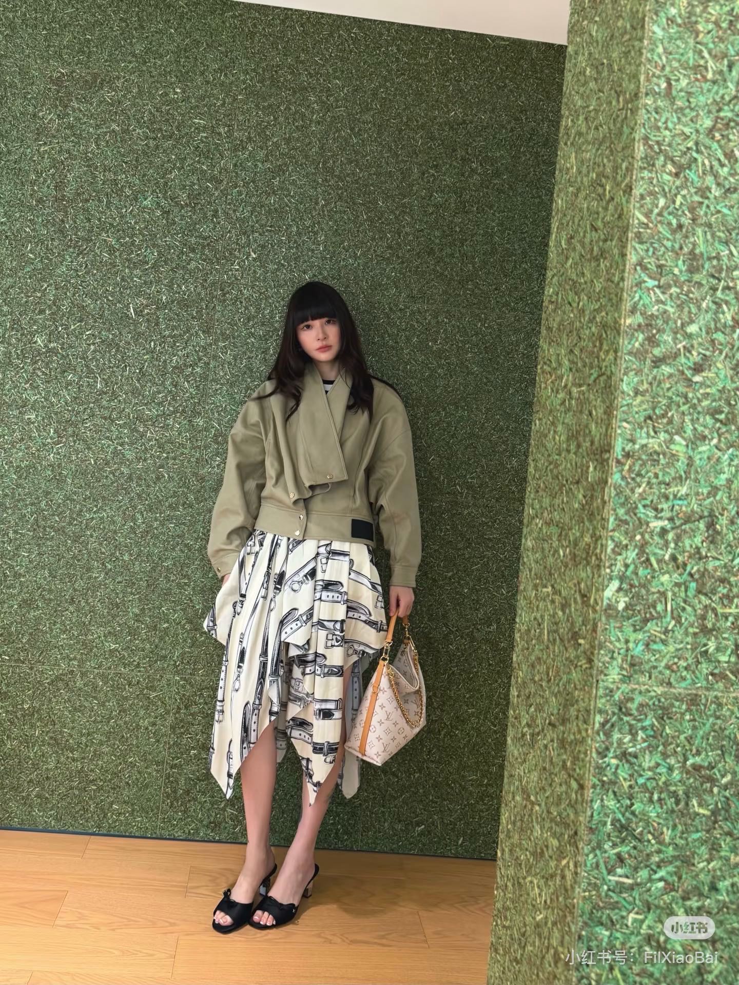 NO:878882,noob,,19860909小白,,,Women's clothing