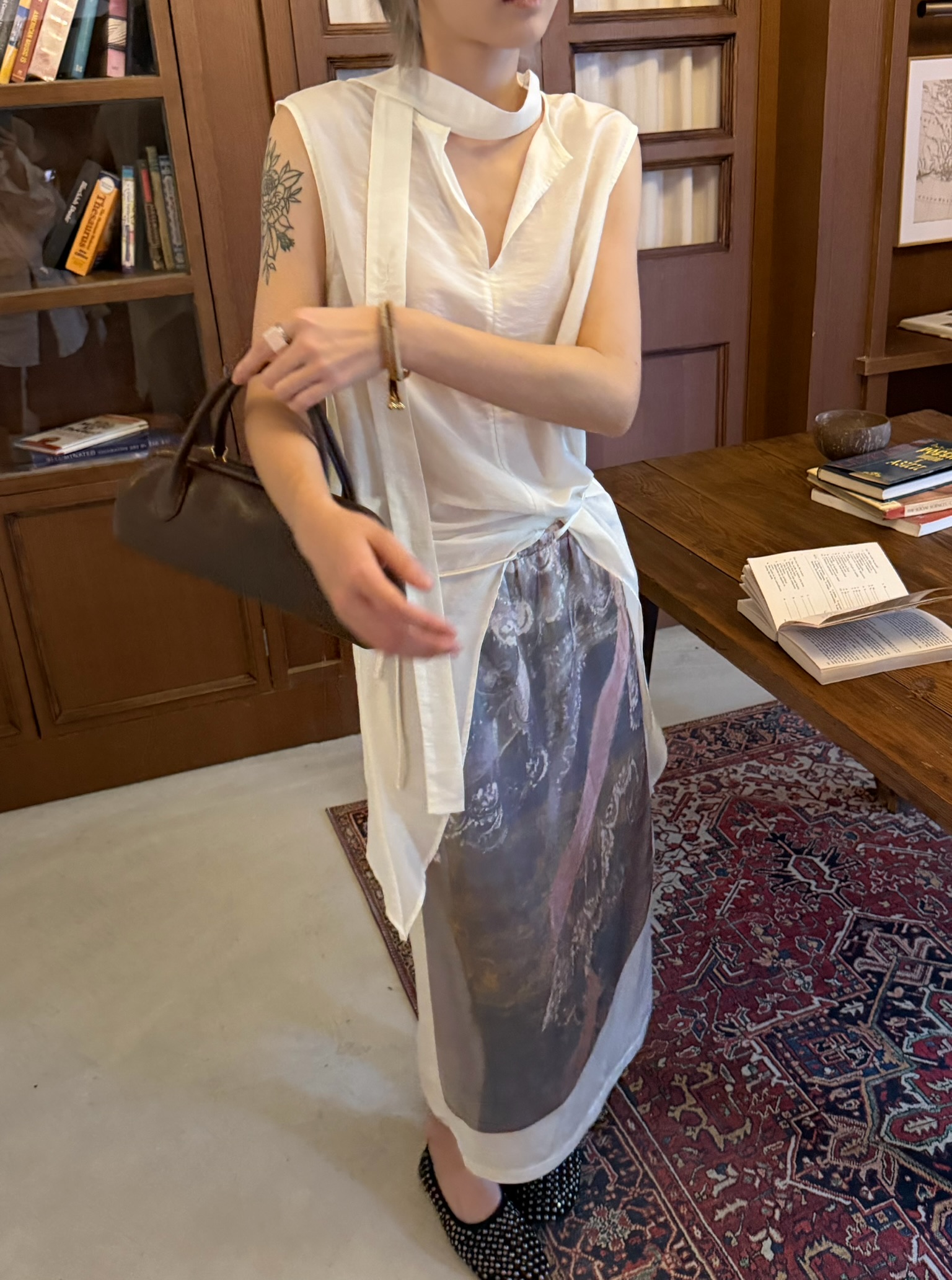 NO:884281,One set has,,19860909一套有,,,Women's clothing