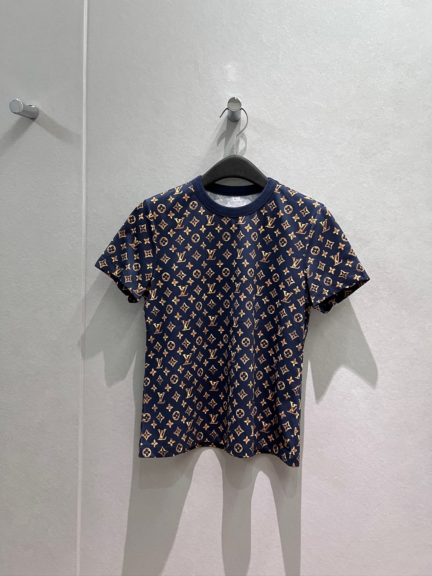 NO:891731,New classic presbyopia dark blue regular T-shirt casual age reduction SML,,tees,t-shirt,19860909新款经典老花深蓝常规T恤休闲减龄 SML,,tees，t-shirt,,Women's clothing
