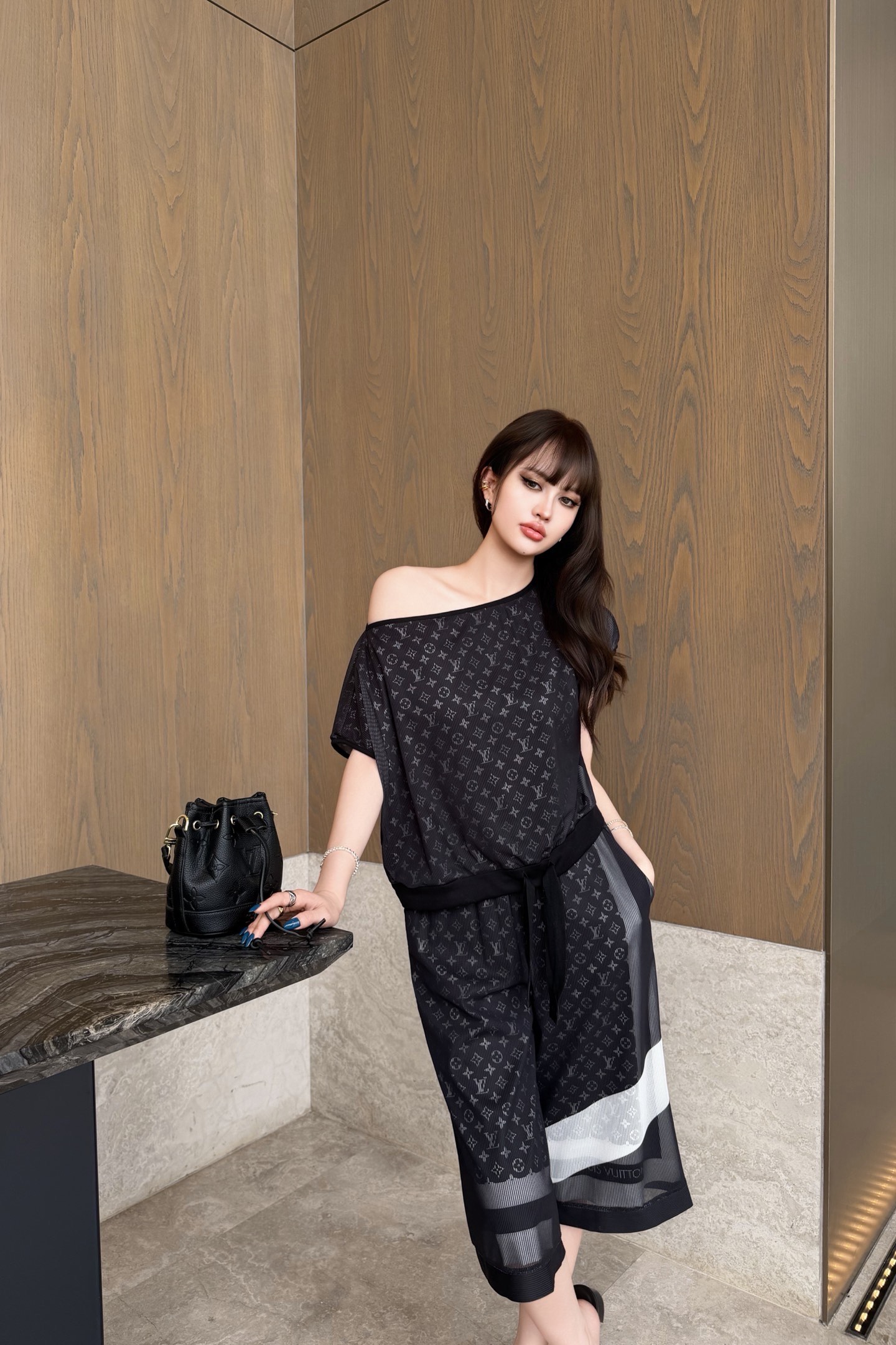 NO:906172,Tops and pants p upper body pictures,,19860909上衣 裤子p上身图,,,Women's clothing