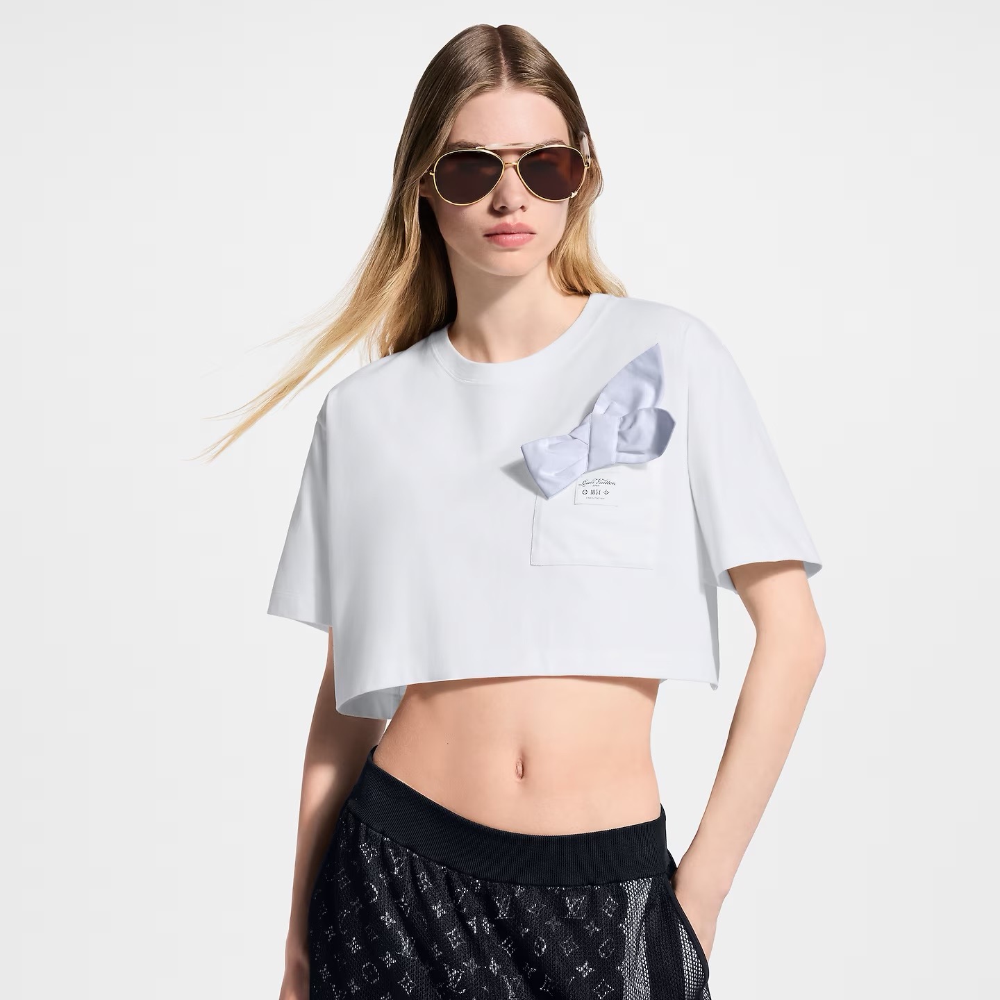 NO:906218,One set has,,19860909一套有,,,Women's clothing