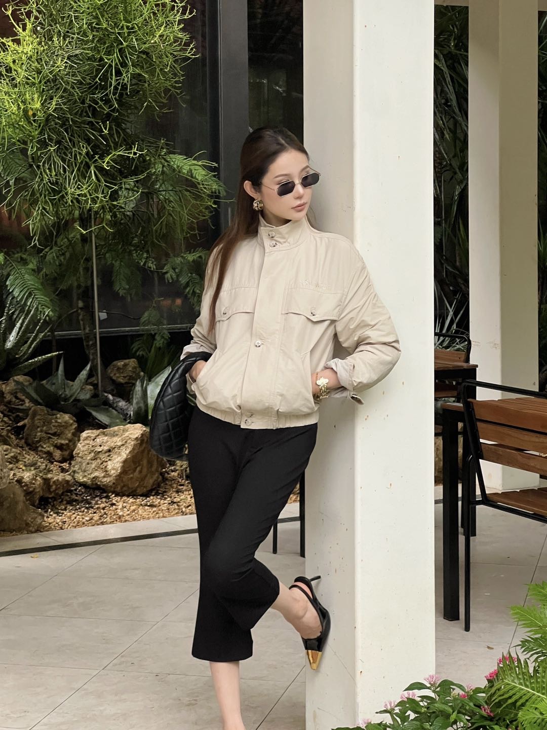 NO:911612,One set has,,19860909一套有,,,Women's clothing