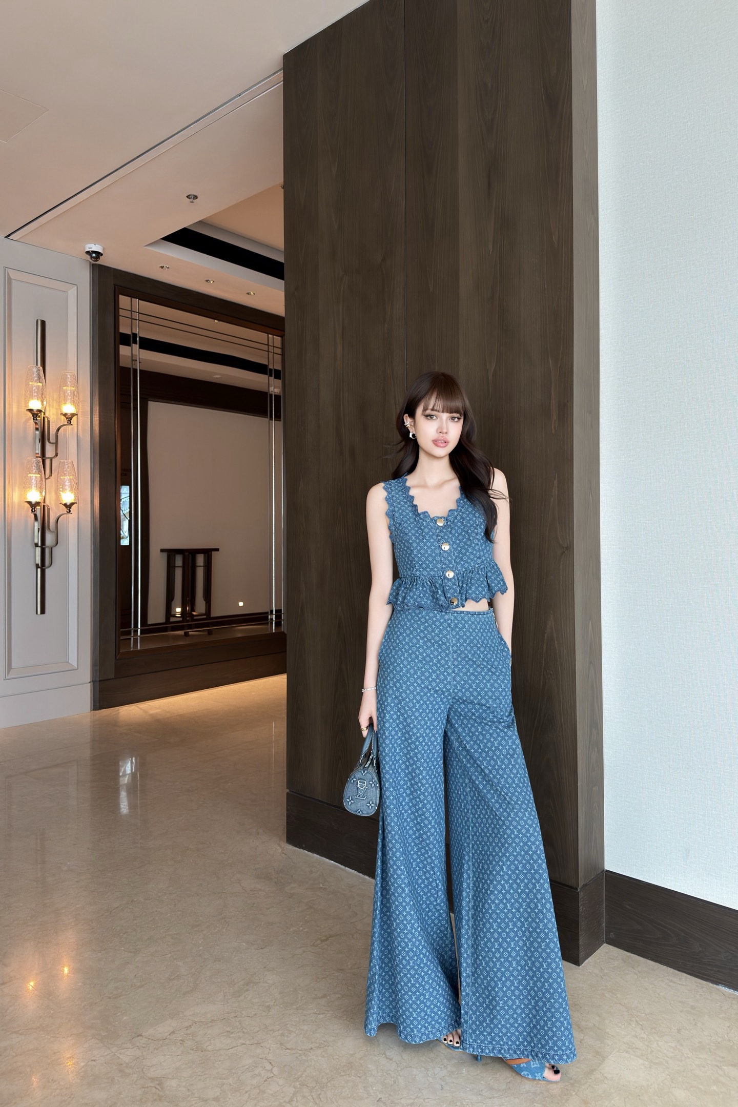 NO:925558,A set of vest and trousers,19860909背心 长裤一套搭,,,Women's clothing