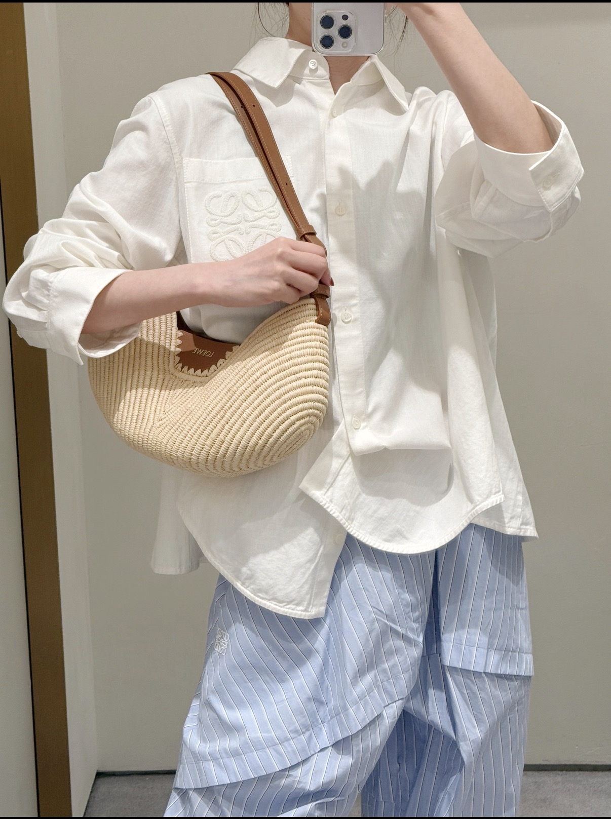 NO:931657,Ruffled stitching on the back,19860909背后荷叶边拼接,,,Women's clothing