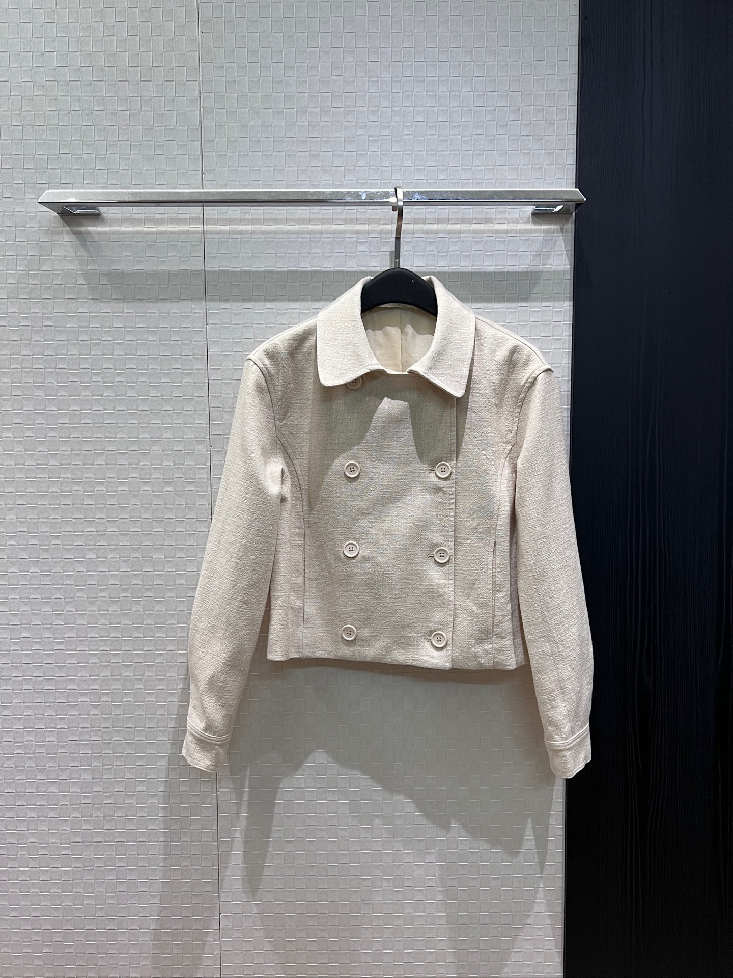 NO:943806,The new BC double-breasted lapel linen short jacket is simple and fashionable, casual and versatile, commuting and reducing age SML,,jackets & coats,19860909新款BC双排扣翻领亚麻短款外套简约时尚 休闲百搭 通勤减龄SML,,jackets & coats,,Women's clothing