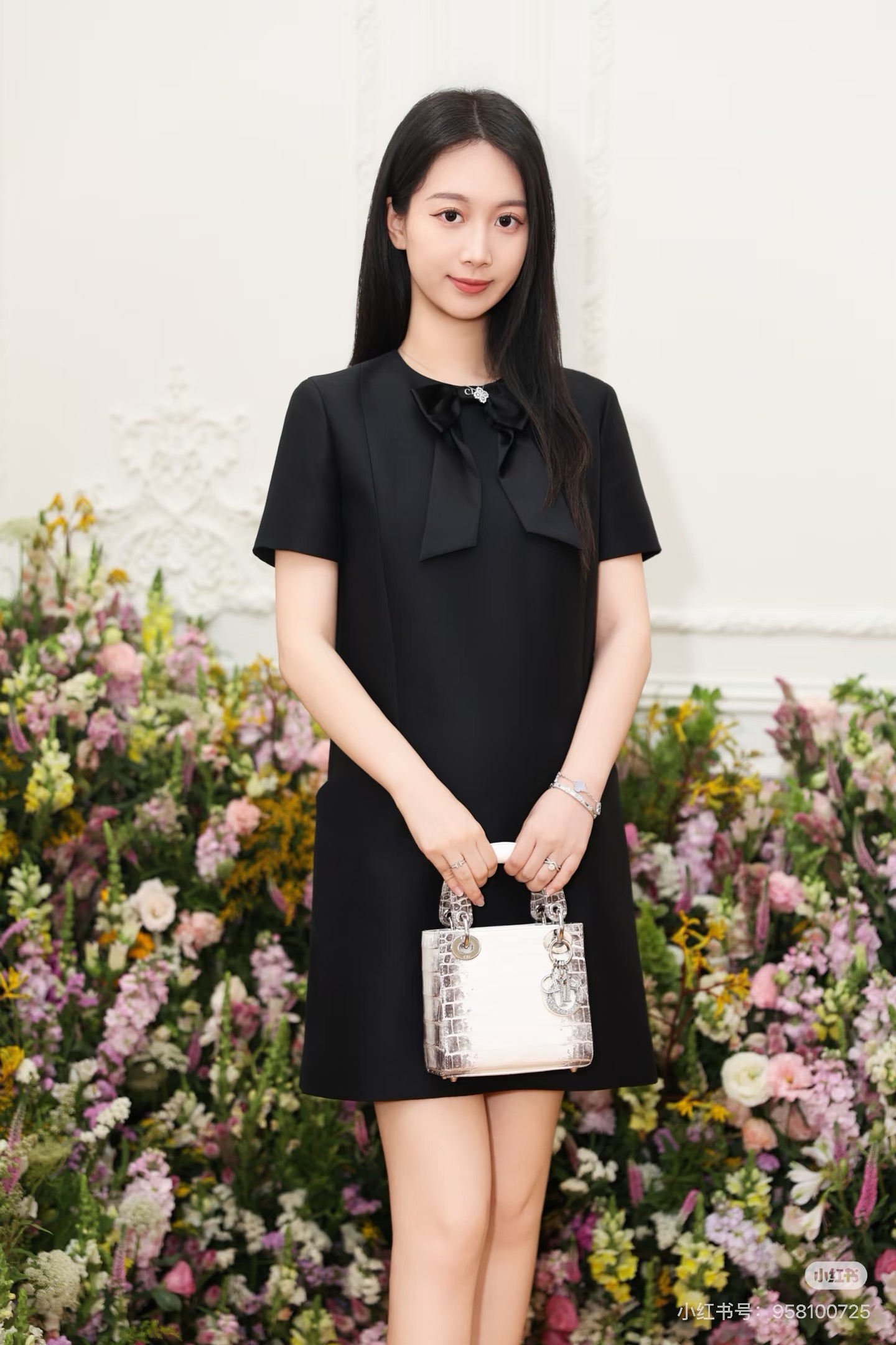 NO:949773,Upper body picture,,19860909上身图,,,Women's clothing