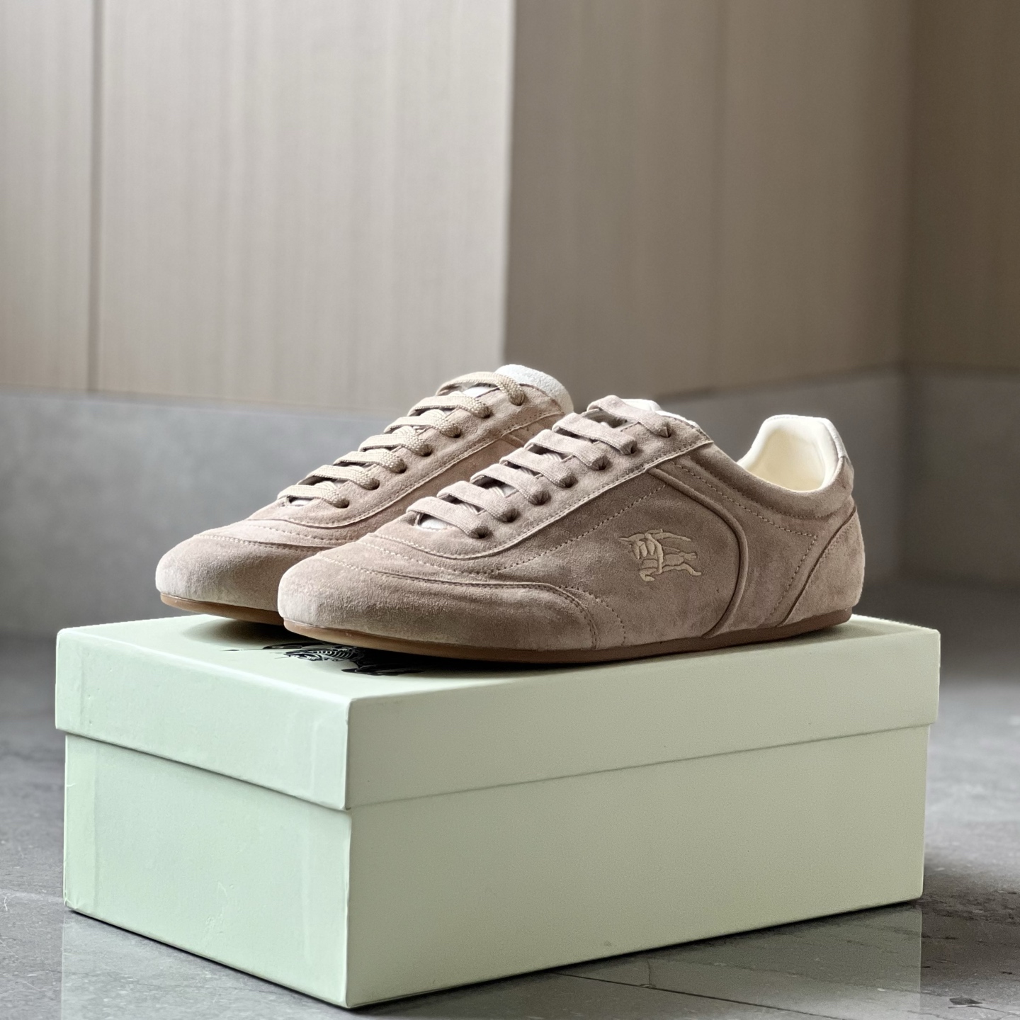 NO:930861,flaxen,19860909亚麻色,,Men's shoes