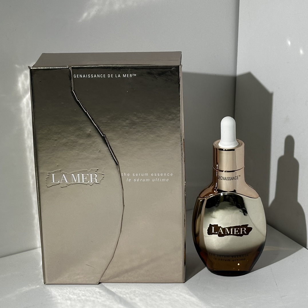 ¡48! ¡Reabastecido! ¡Esencia Lamer Luminizing 30ml versión antigua! Código A64. La botella se siente muy texturizada al…