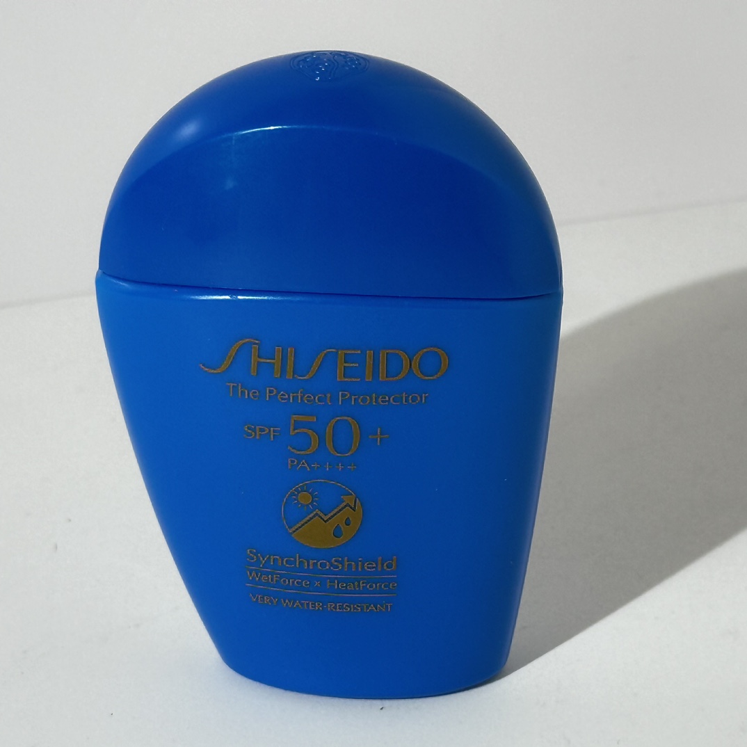 36💰  实拍高质量对版对味 资生堂蓝胖子防晒霜50ml  带中文标
件144   认准批号：5046D1