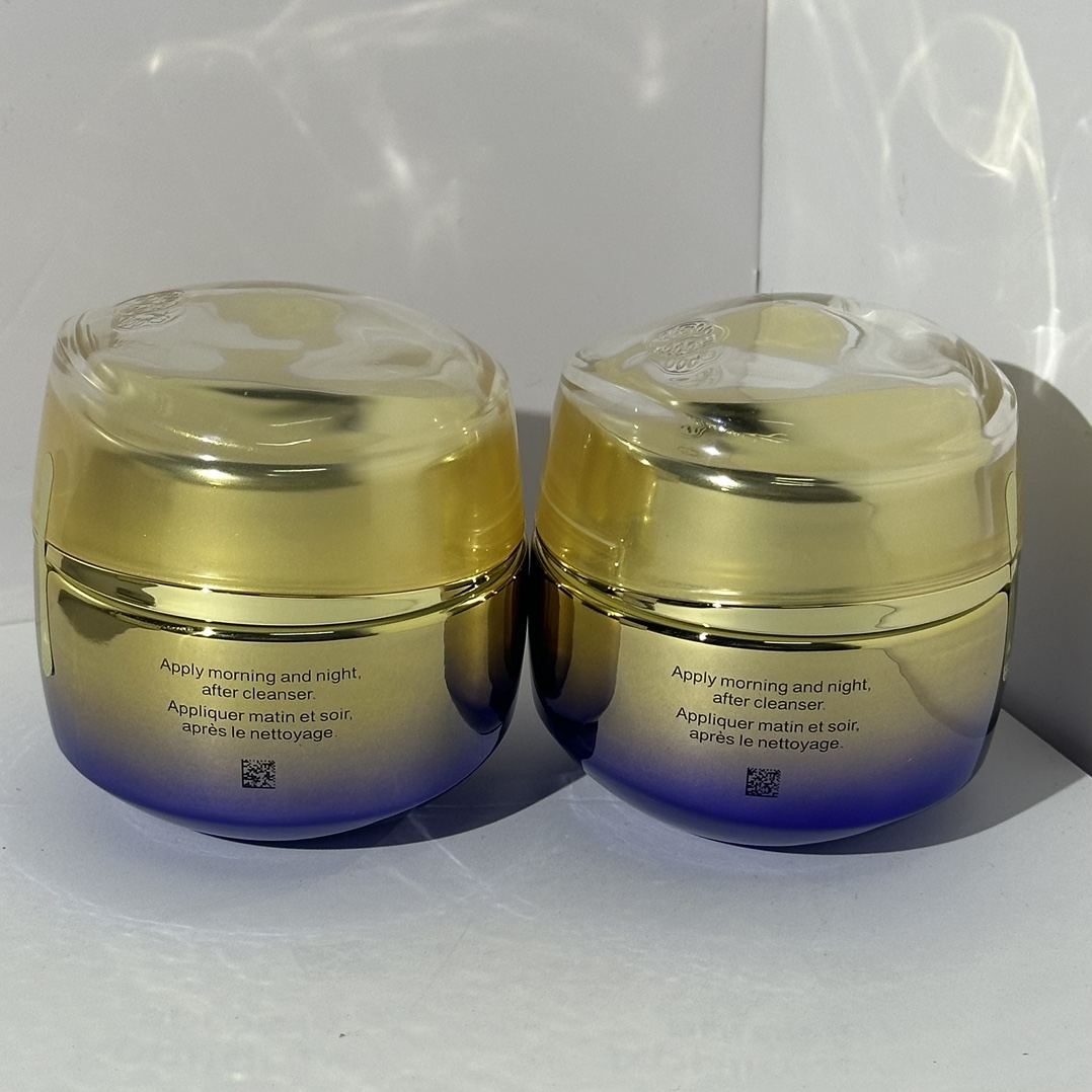 54💰     实拍高质量对版对味  2024版资生堂悦薇焕白抗糖面霜50ml   带中文标
件48   
现货两款：清爽型   滋润型
认准批号：清爽5059JB
滋润5059TB