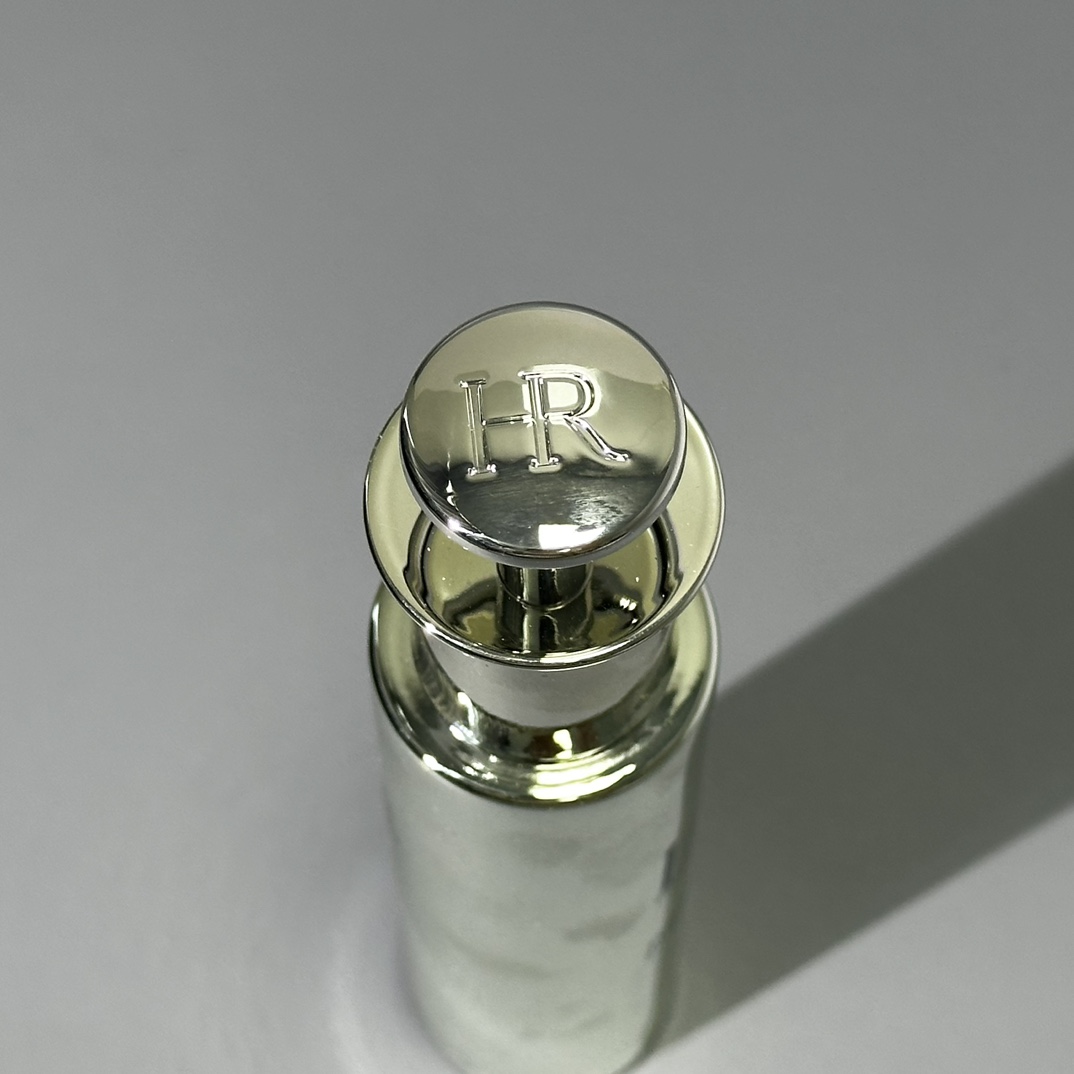 普/70💰
赫莲娜小针管精华普通版50ml！