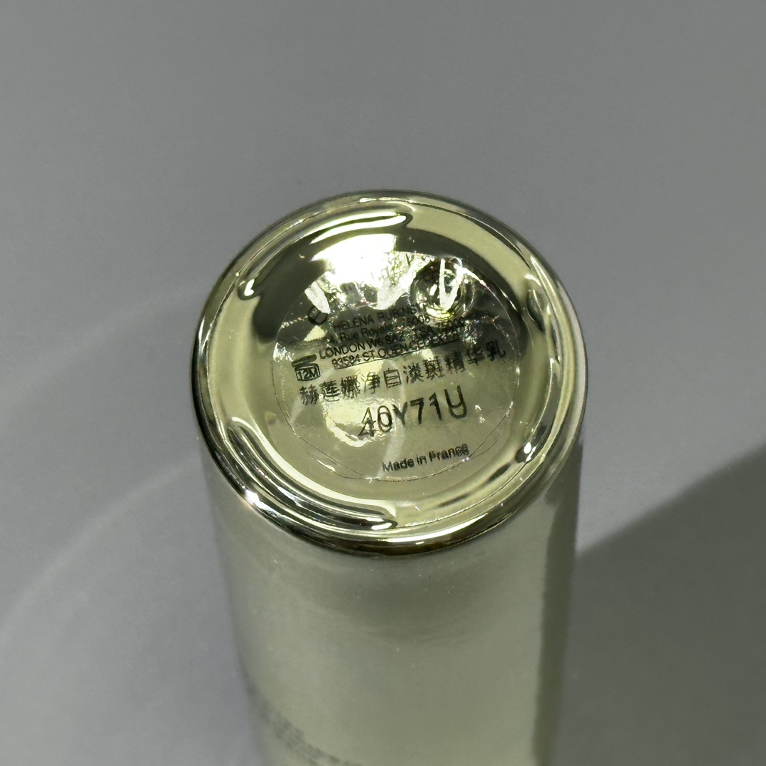 调价💰63包邮
HR赫莲娜镭射淡斑精华30ml  带中文标
件96   认准批号：40Y71U