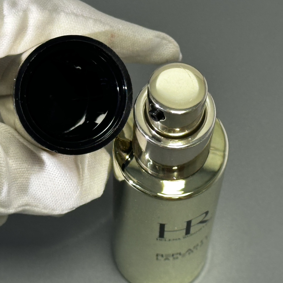 调价💰63包邮
HR赫莲娜镭射淡斑精华30ml  带中文标
件96   认准批号：40Y71U