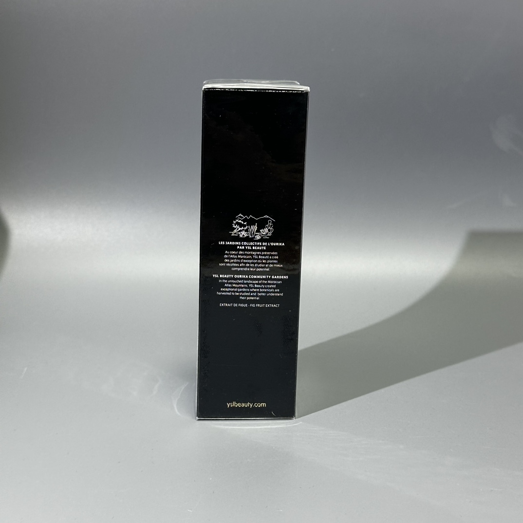 到货💰63包邮
YSL圣罗兰自由之水身体油150ml  配中文标
件48  认准批号：40Z61Y