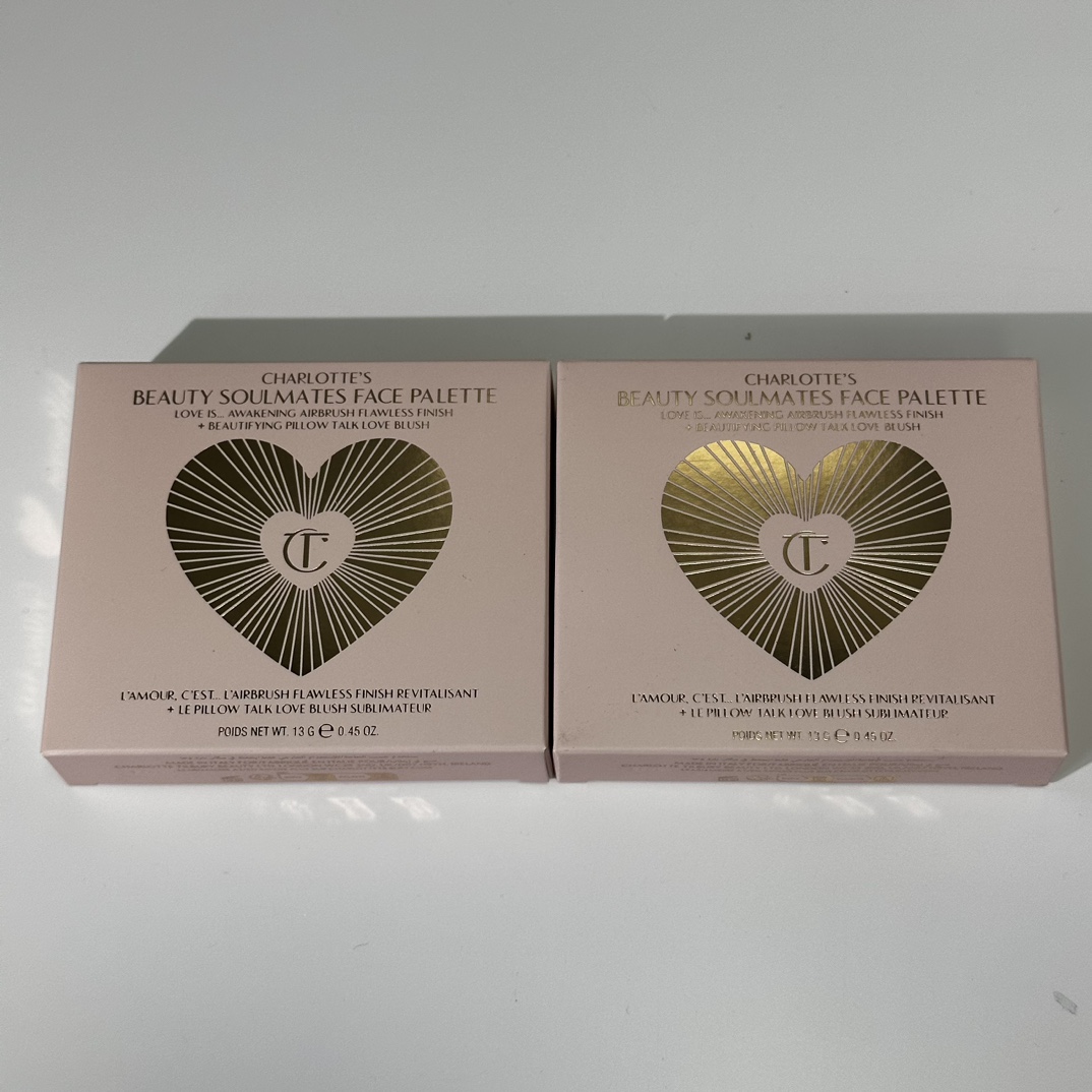 35 精版 （下单备注，精版CT爱心腮红+色号） CT双色爱心腮红盘！编码：B5GL，色号：PINK#蔷薇粉，PEACH#豆沙红。