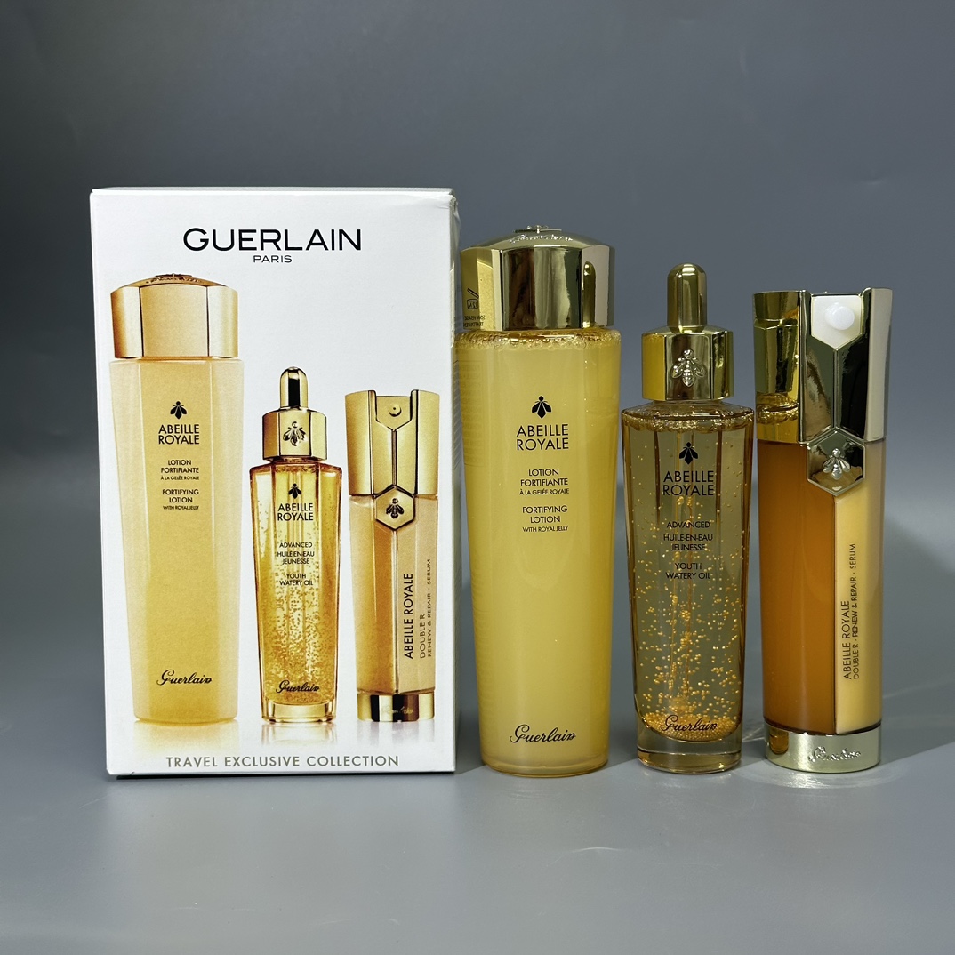 80 Restocked! (Order note: Old version Guerlain trio set) Old version Guerlain Abeille Royale 25X trio set🔜Guerlain Go…