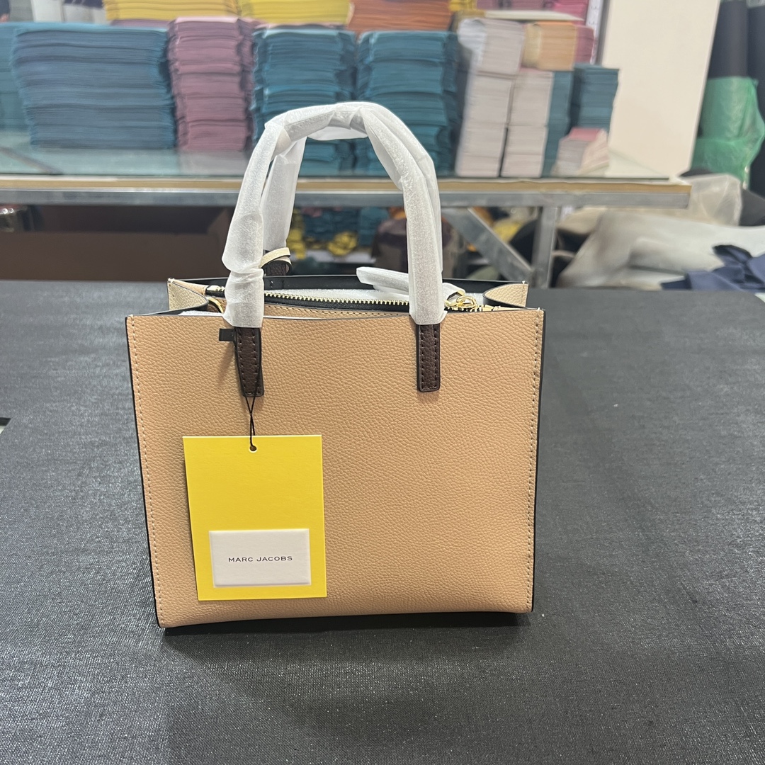 Marc Jacobs Mj/拼色手提托特包尺寸:23*20*10