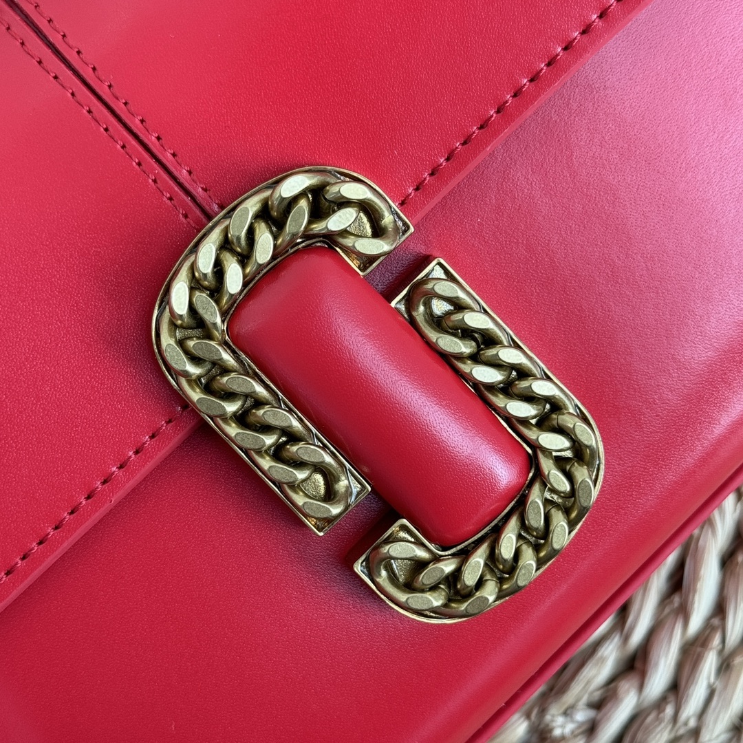 Marc Jacobs ～大红