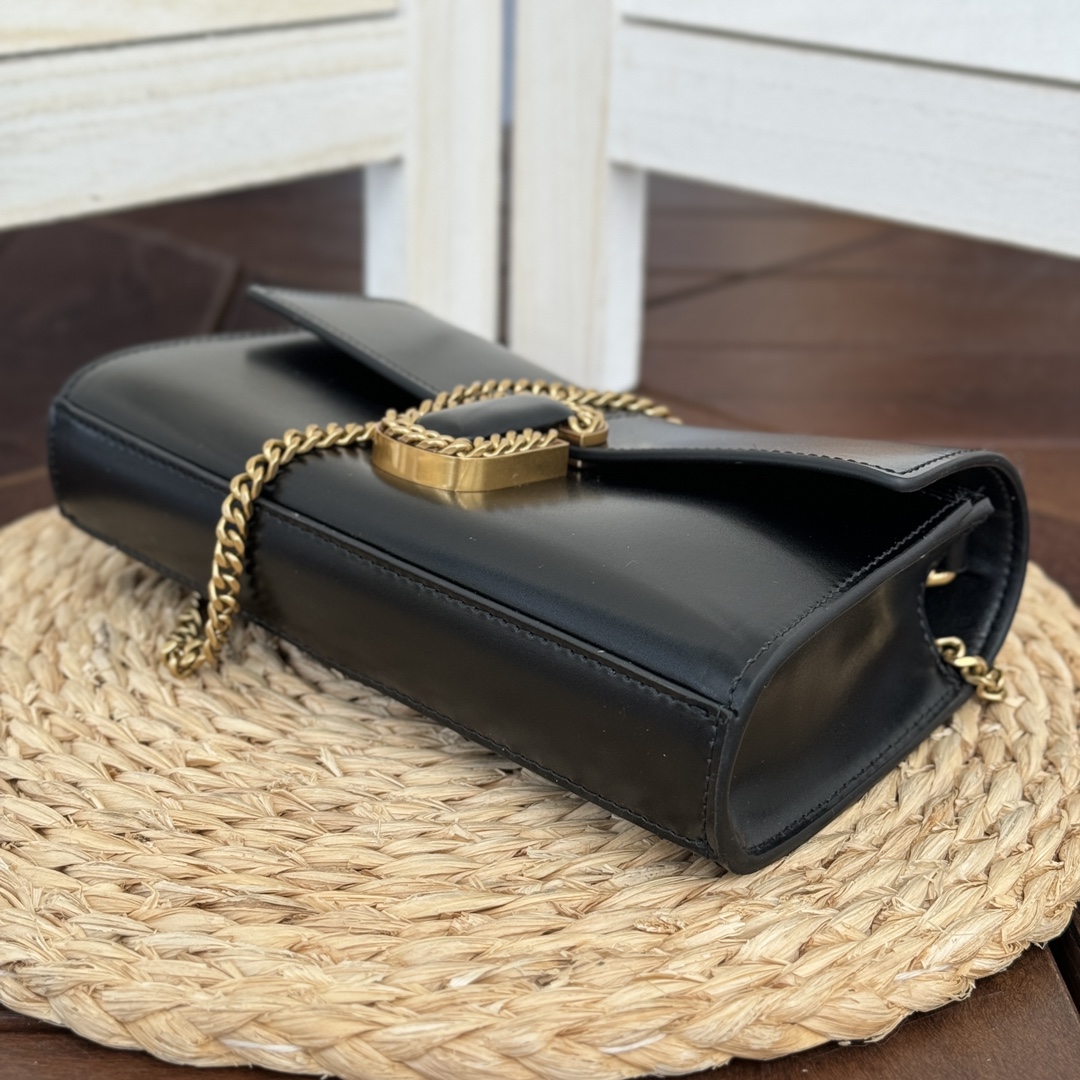 Marc Jacobs ～黑色