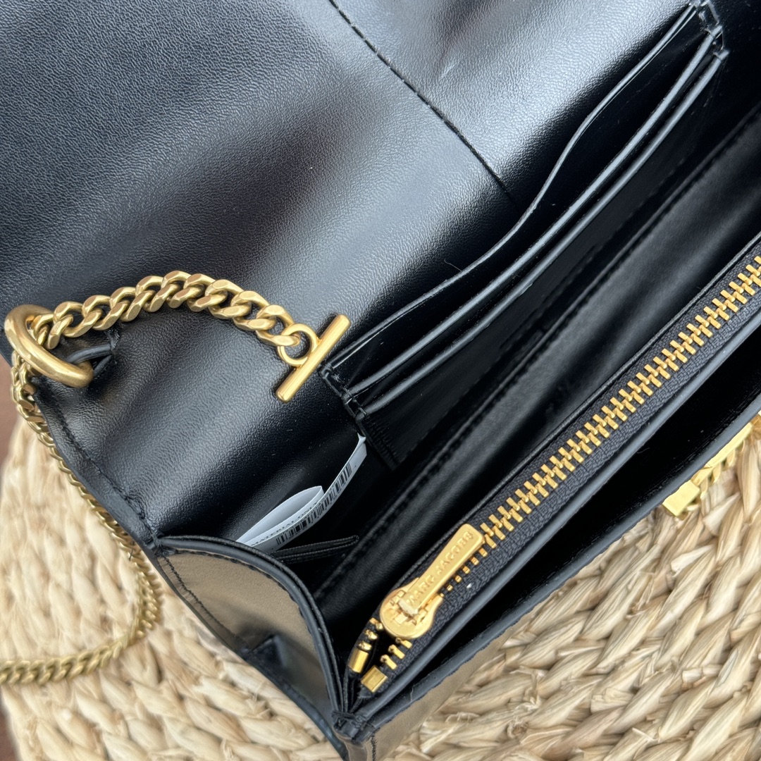 Marc Jacobs ～黑色