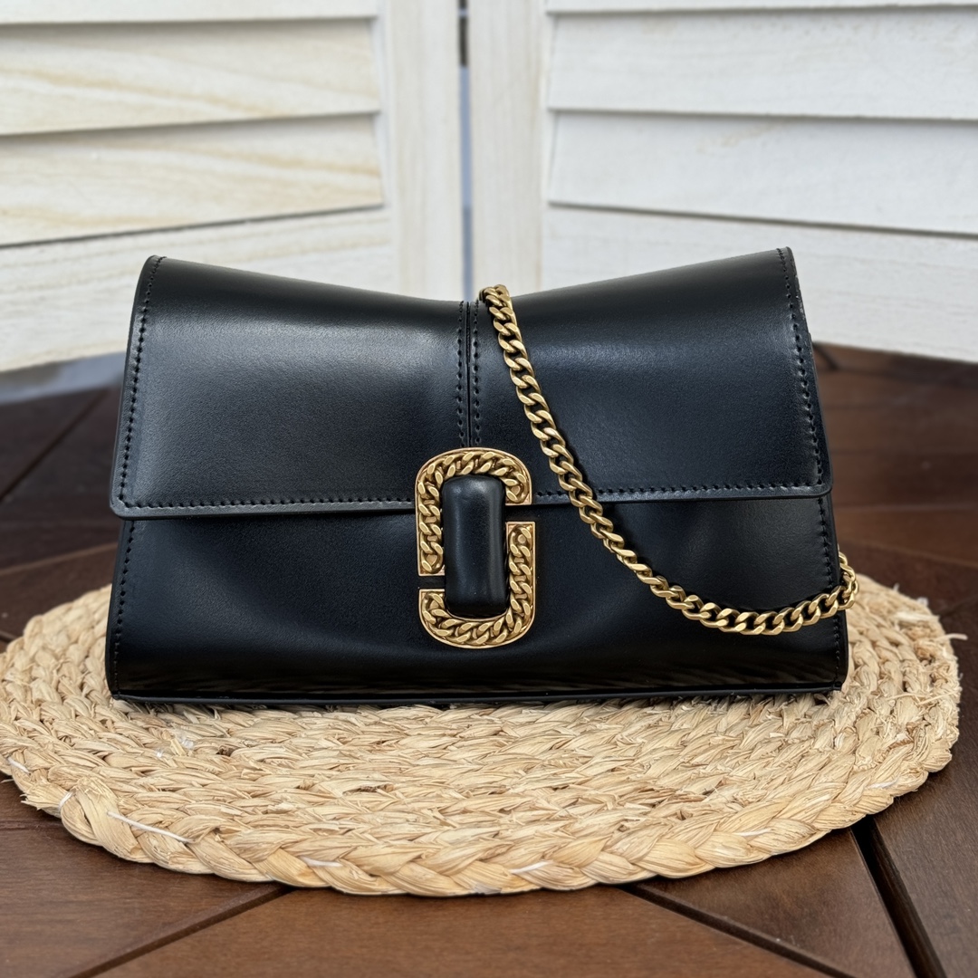 Marc Jacobs ～黑色