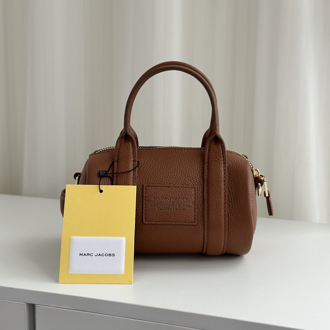 Marc Jacobs ～棕色。尺寸:20*12*12
