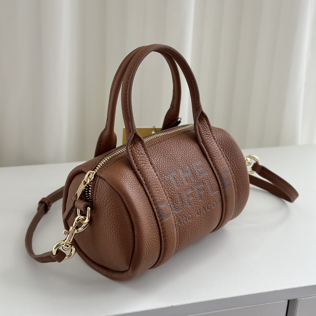 Marc Jacobs ～棕色。尺寸:20*12*12